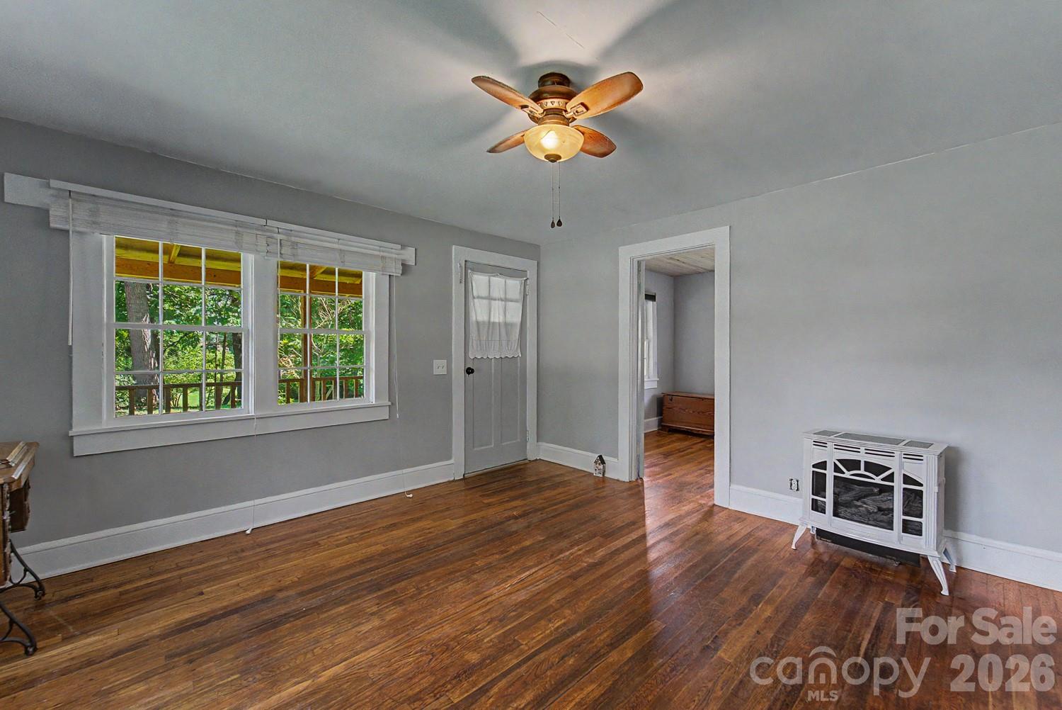 4409642 Property Photo 8