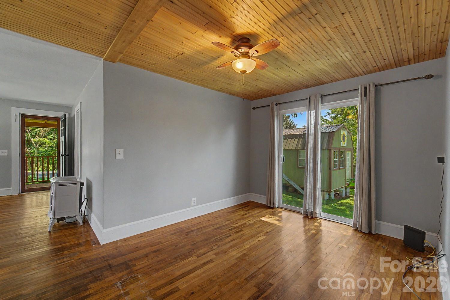 4409642 Property Photo 13