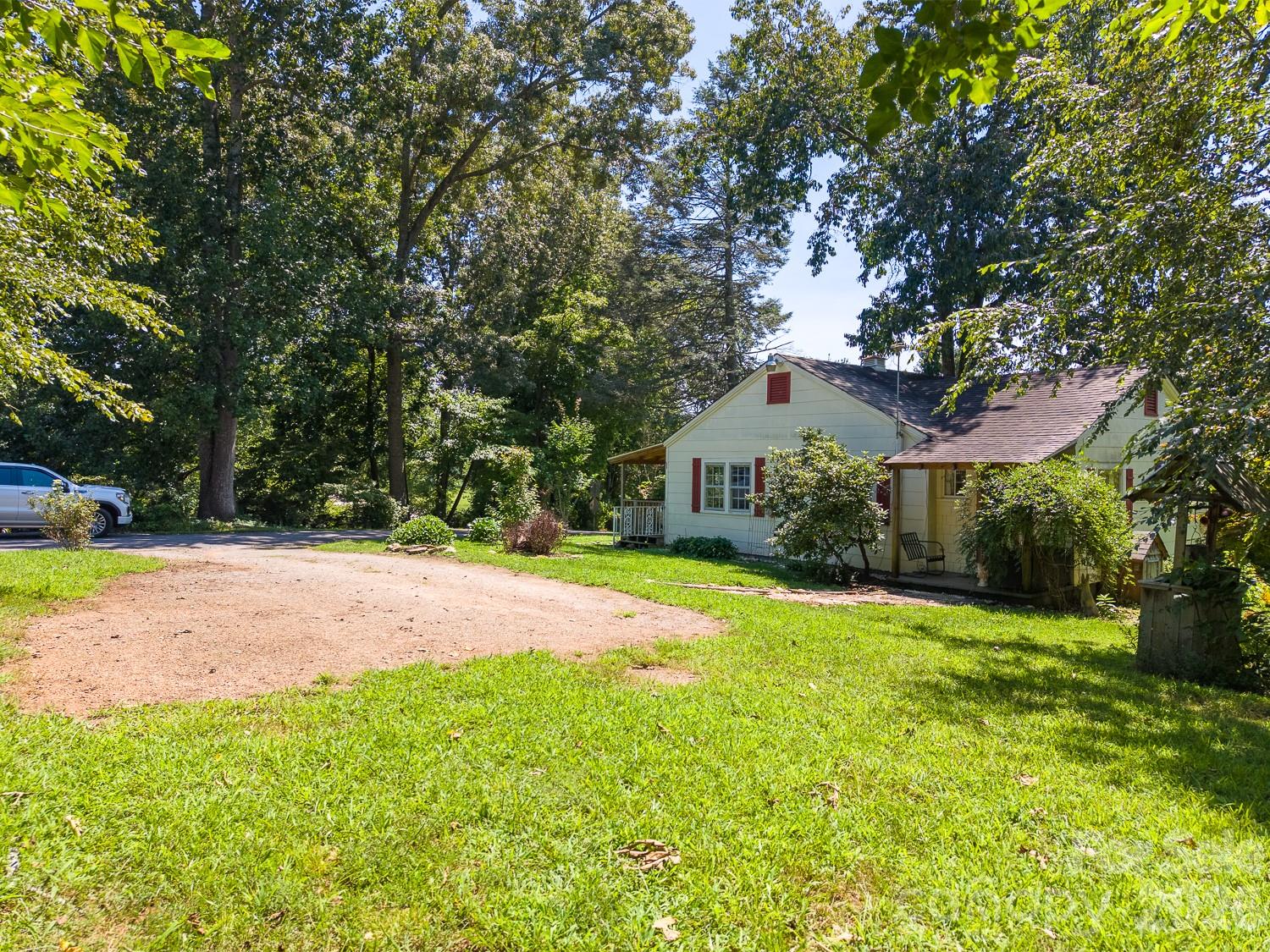 4409642 Property Photo 32