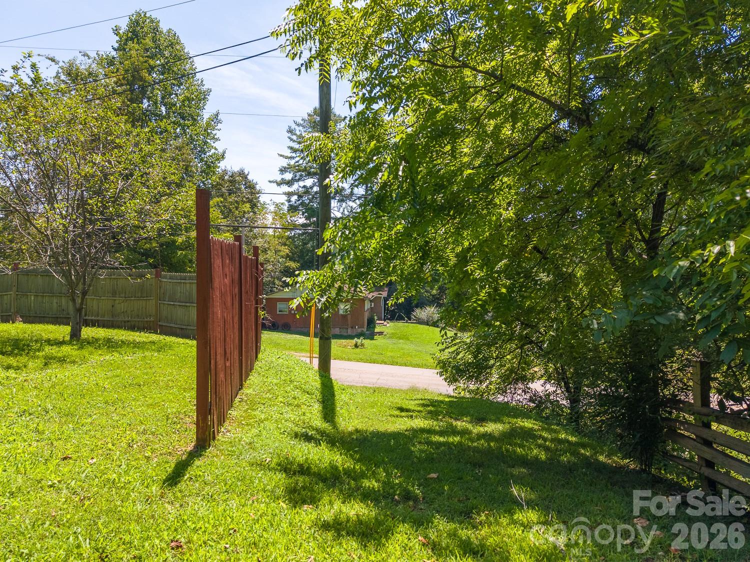 4409642 Property Photo 39