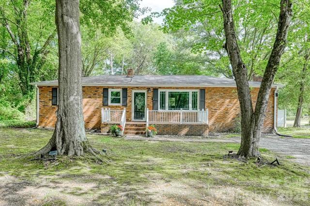110 Chapman Circle Property Photo 14