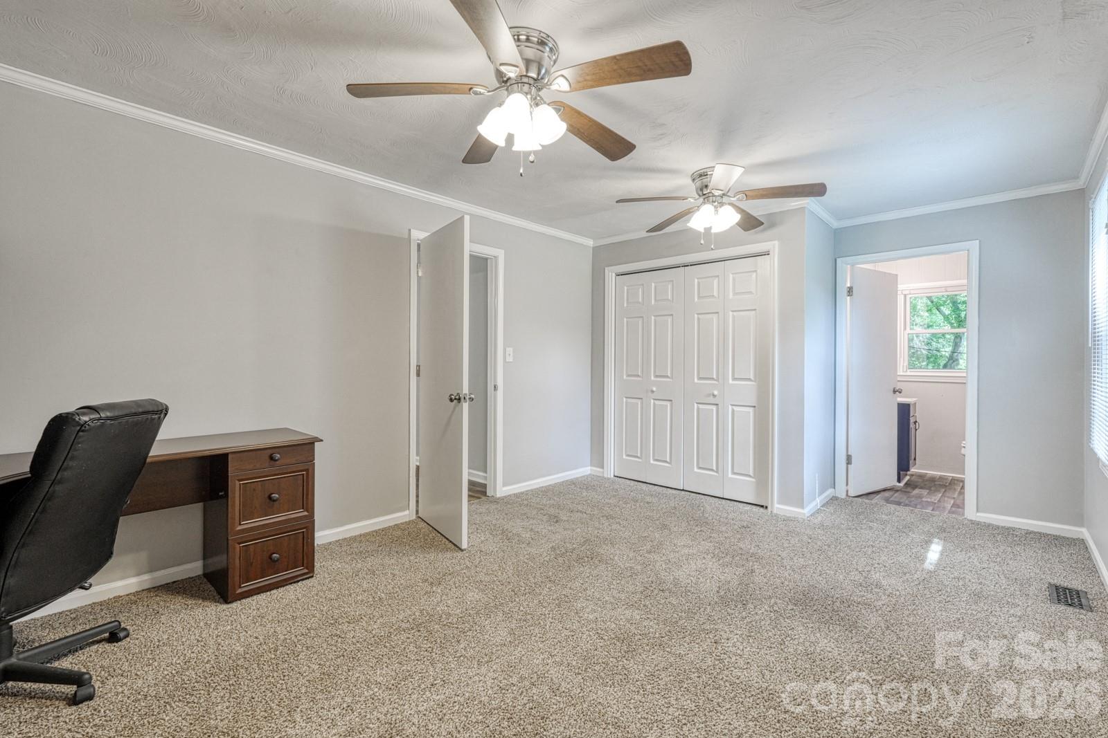 110 Chapman Circle Property Photo 16