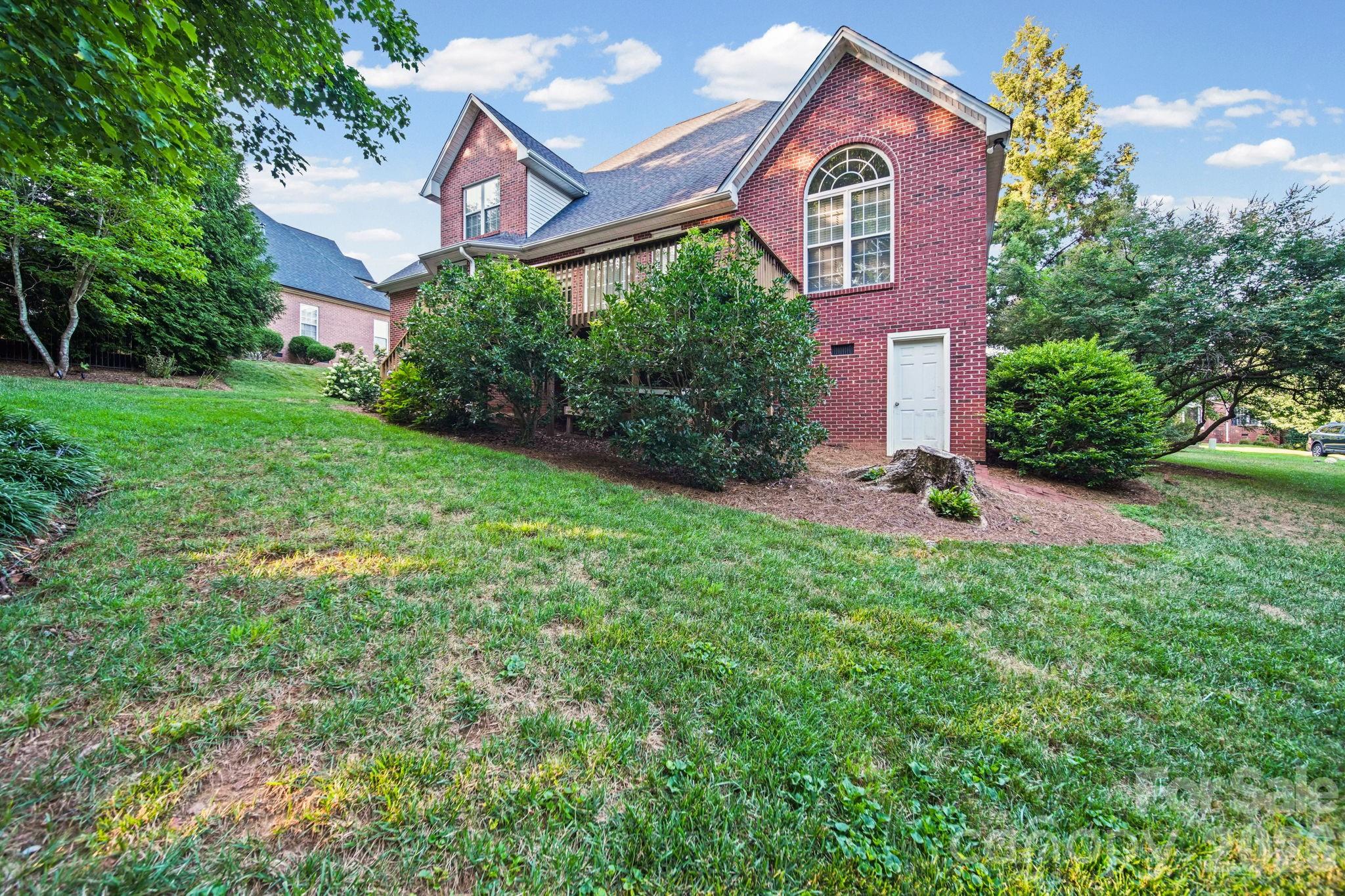4333 Winder Trail Property Photo 8