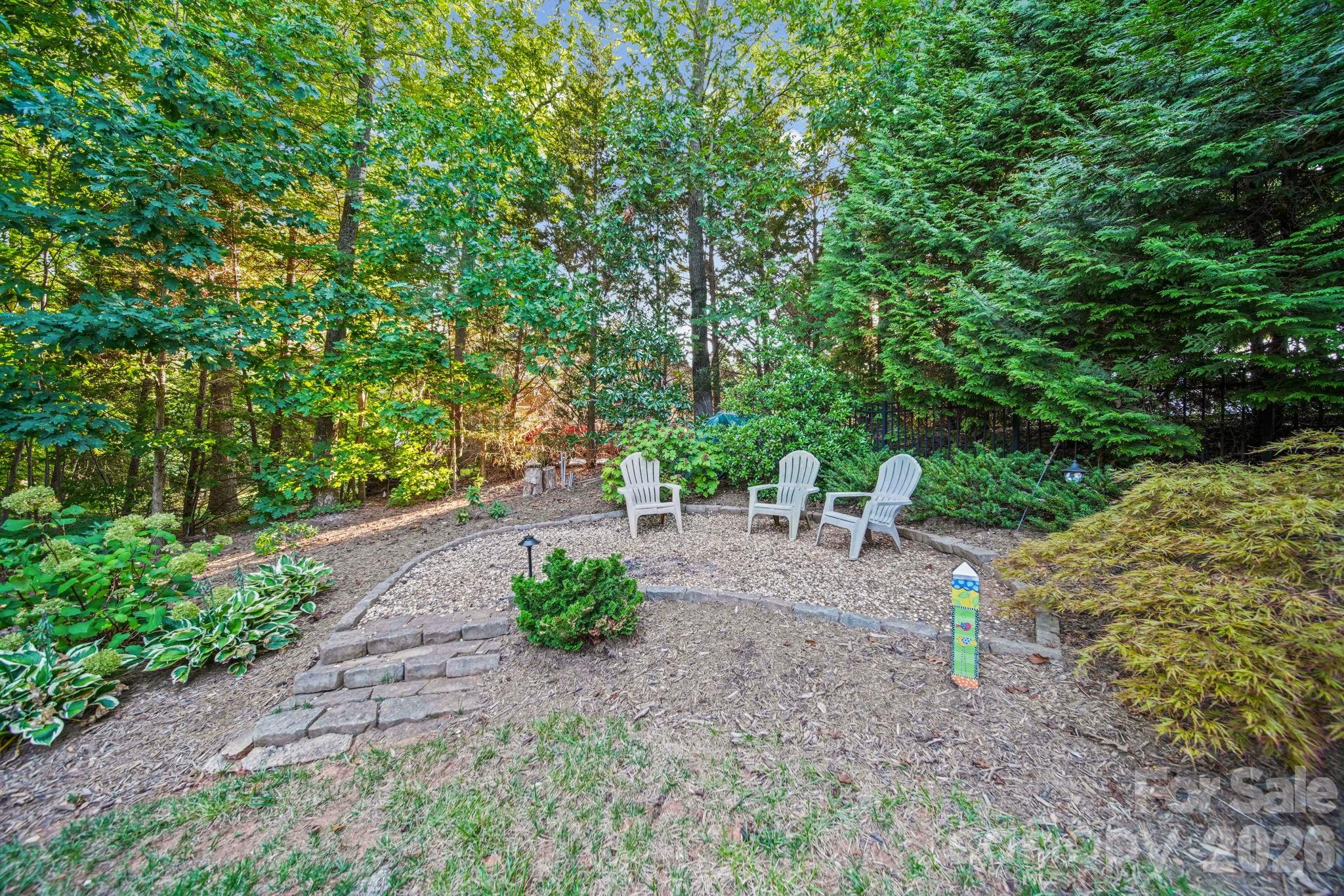 4333 Winder Trail Property Photo 9