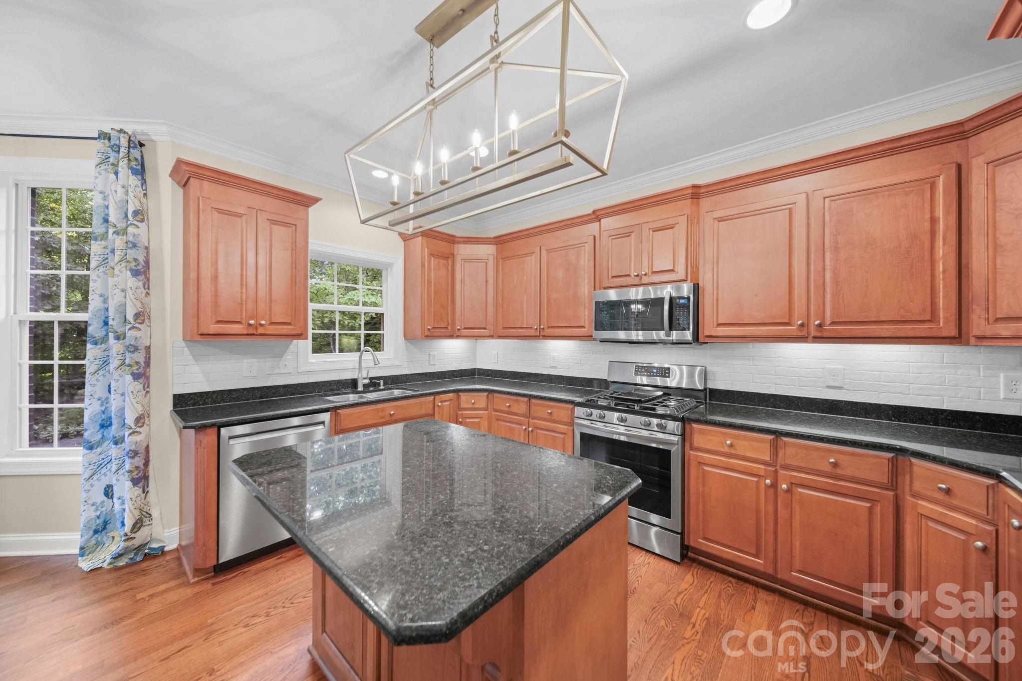 4333 Winder Trail Property Photo 18