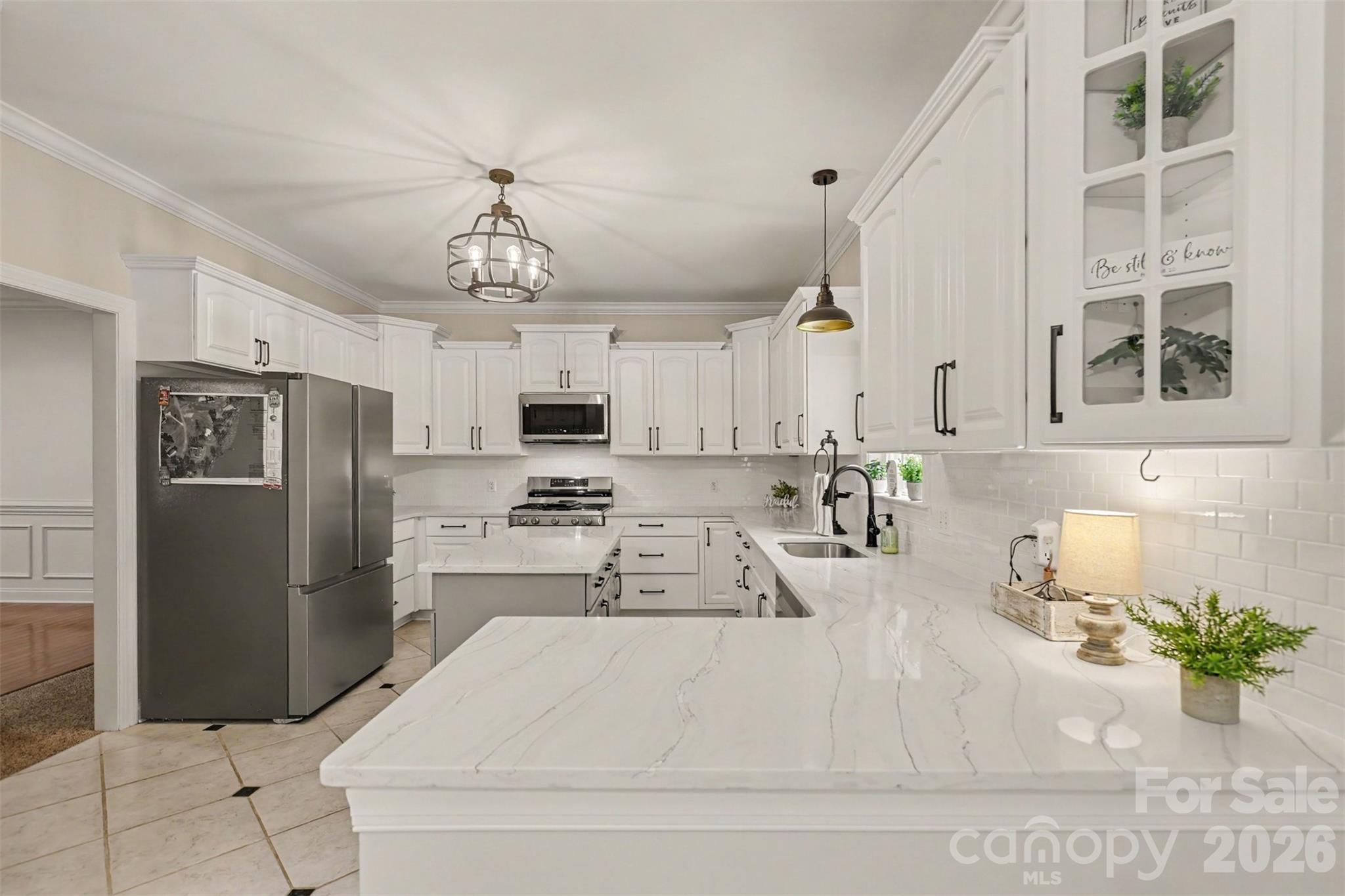 8401 Shelley Mullis Road Property Photo 14