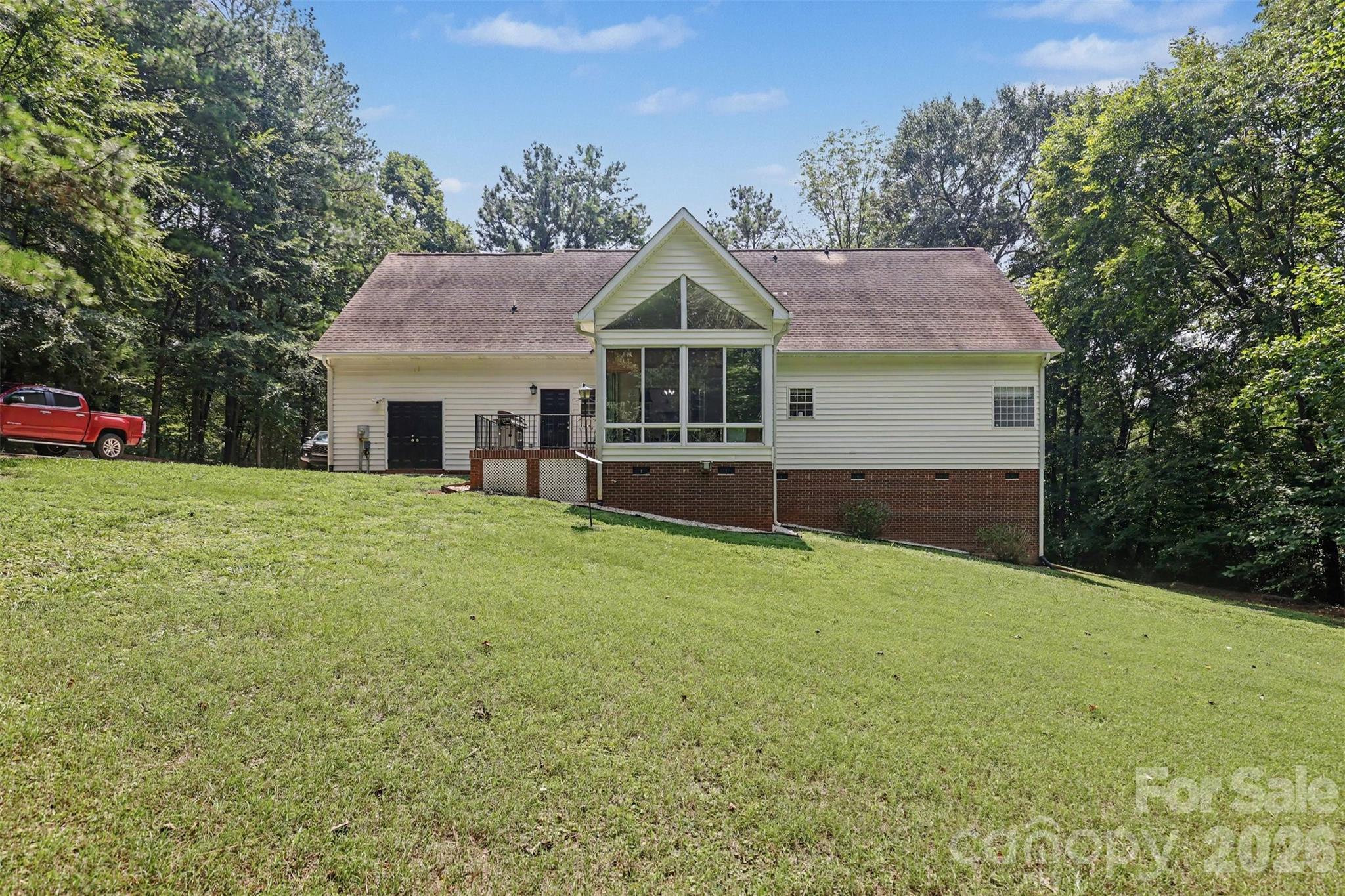 8401 Shelley Mullis Road Property Photo 37