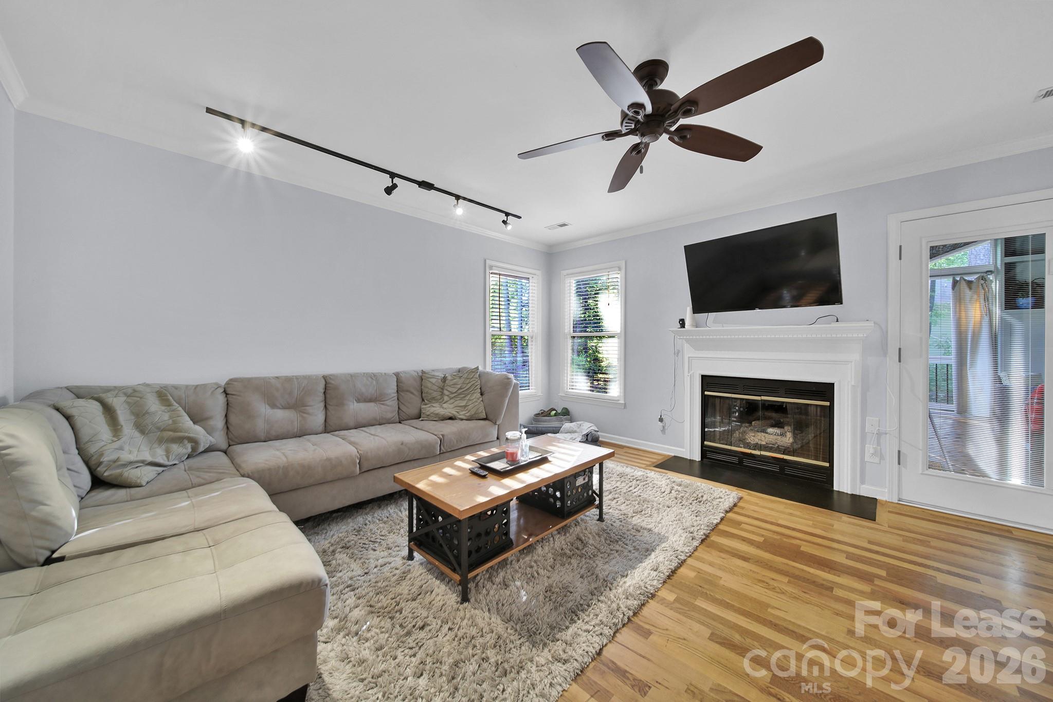9745 Whitewood Trail Property Photo 8