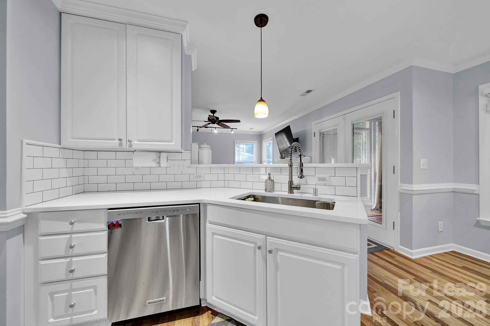 9745 Whitewood Trail Property Photo 13