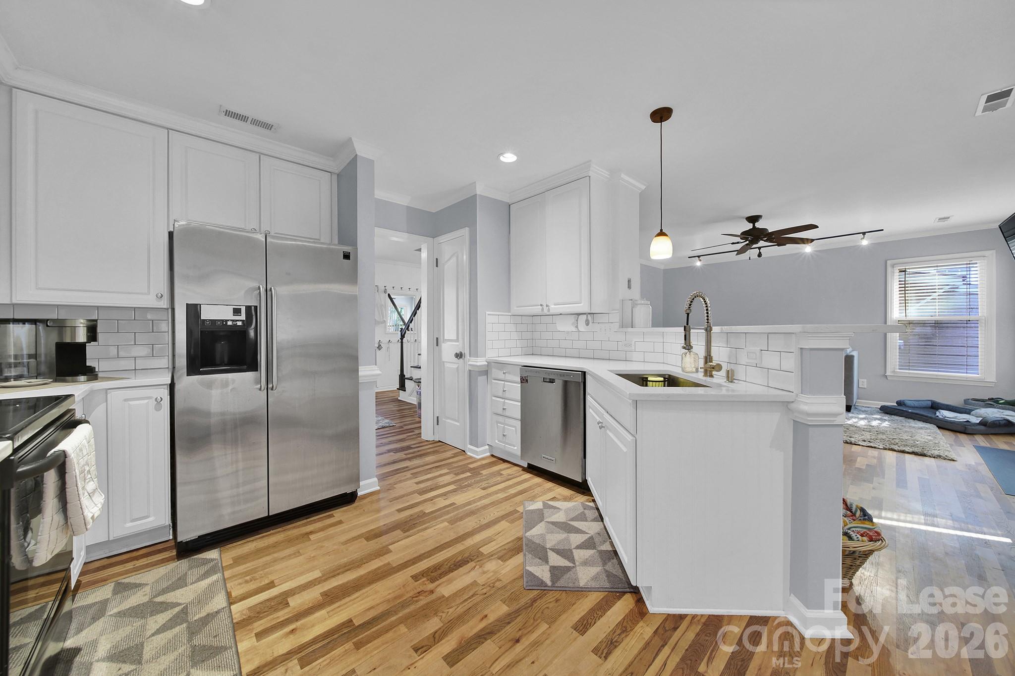 9745 Whitewood Trail Property Photo 14