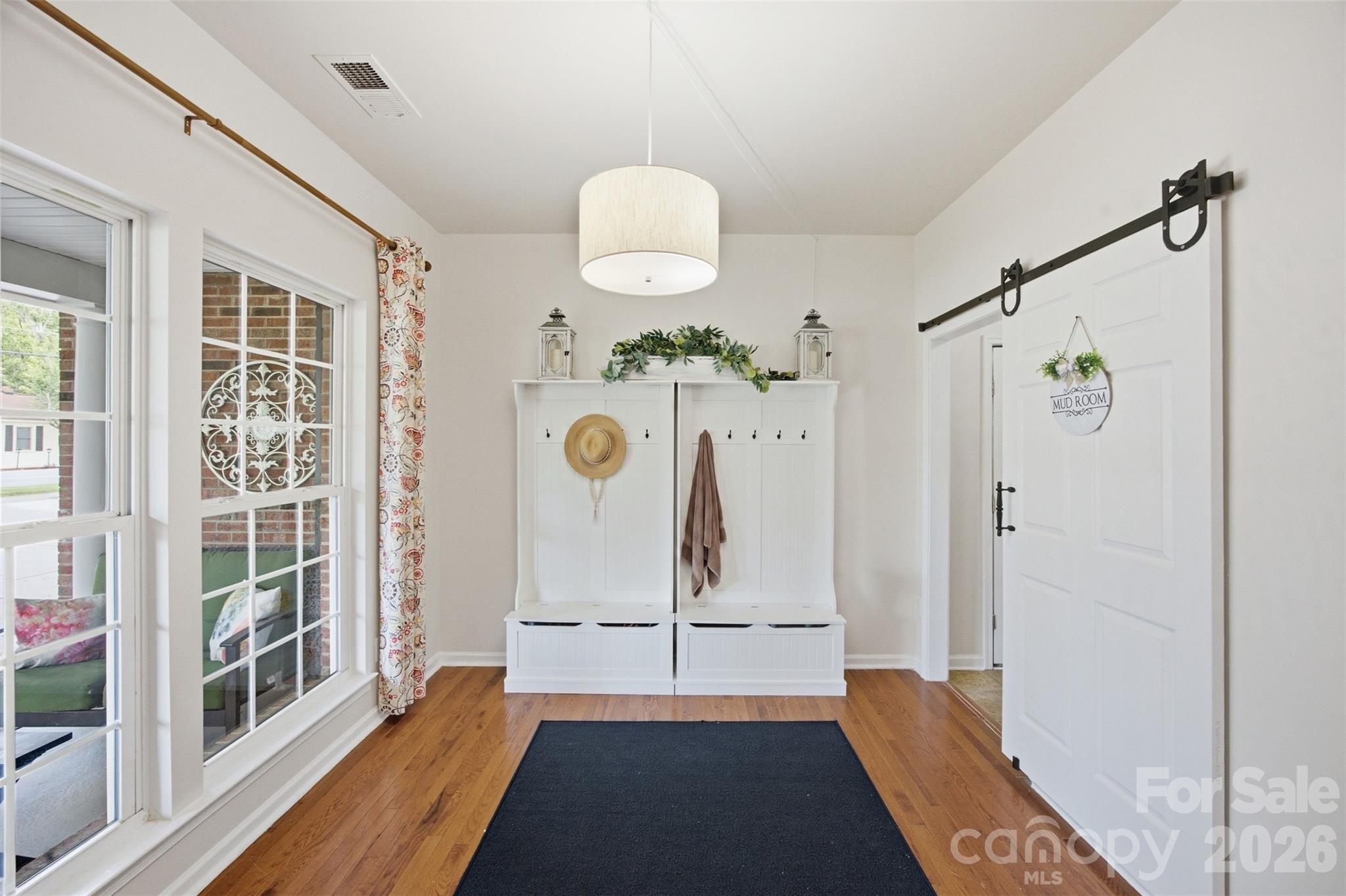 221 Nixon Road Property Photo 3