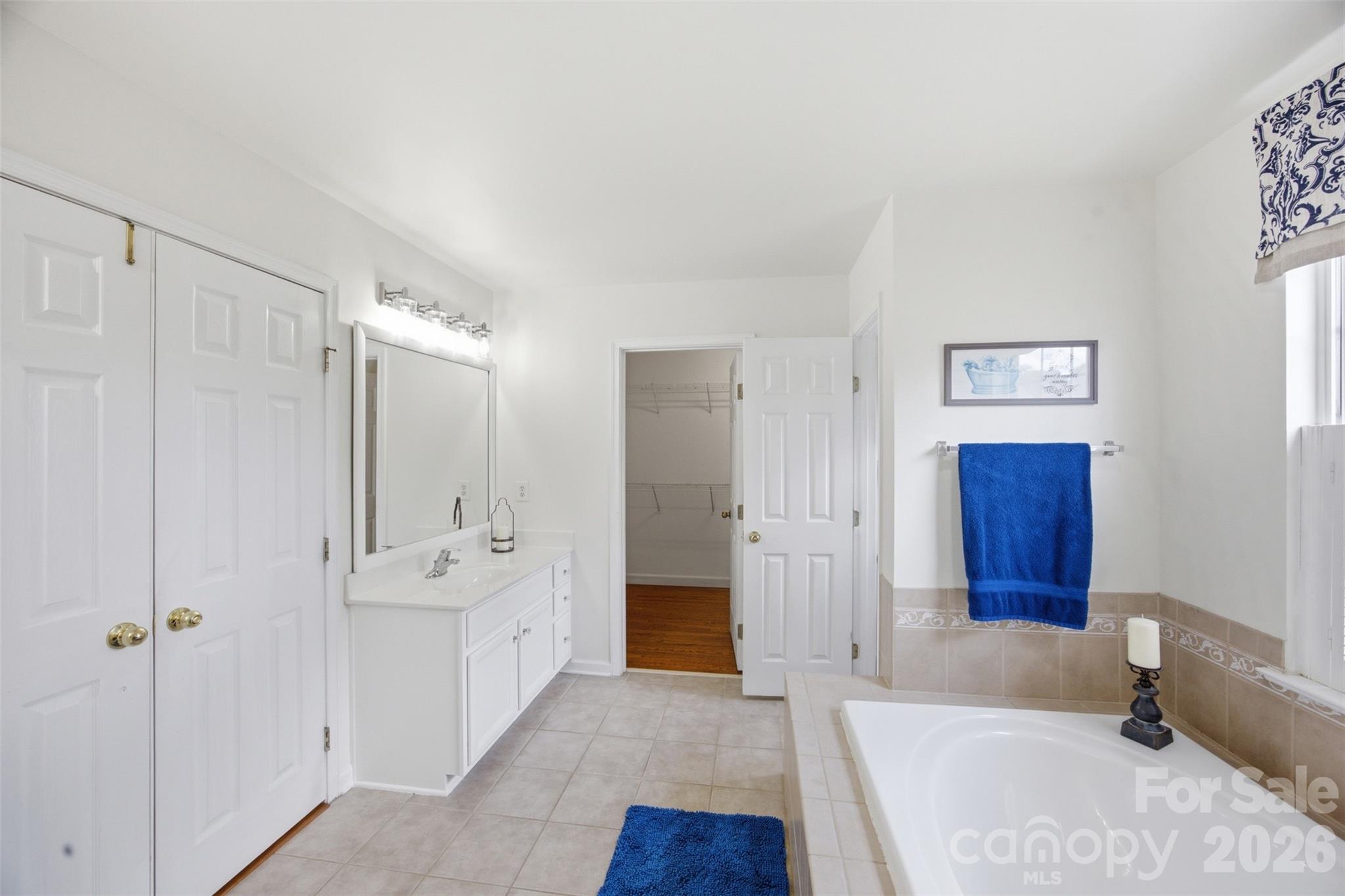 221 Nixon Road Property Photo 16