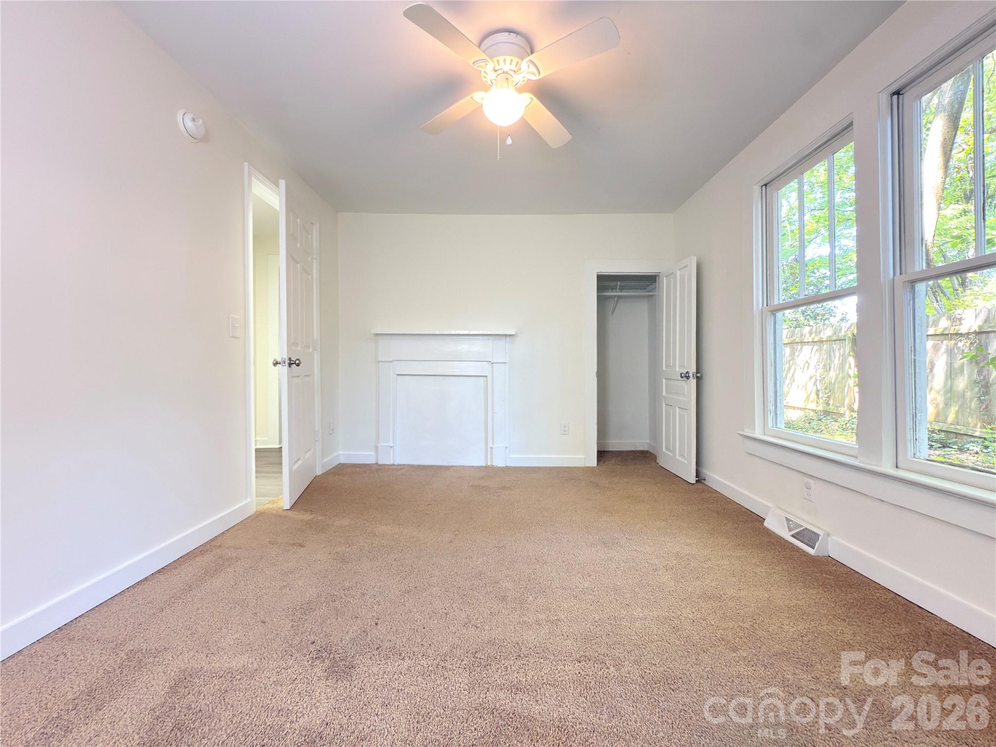 650 Harris Street Property Photo 17