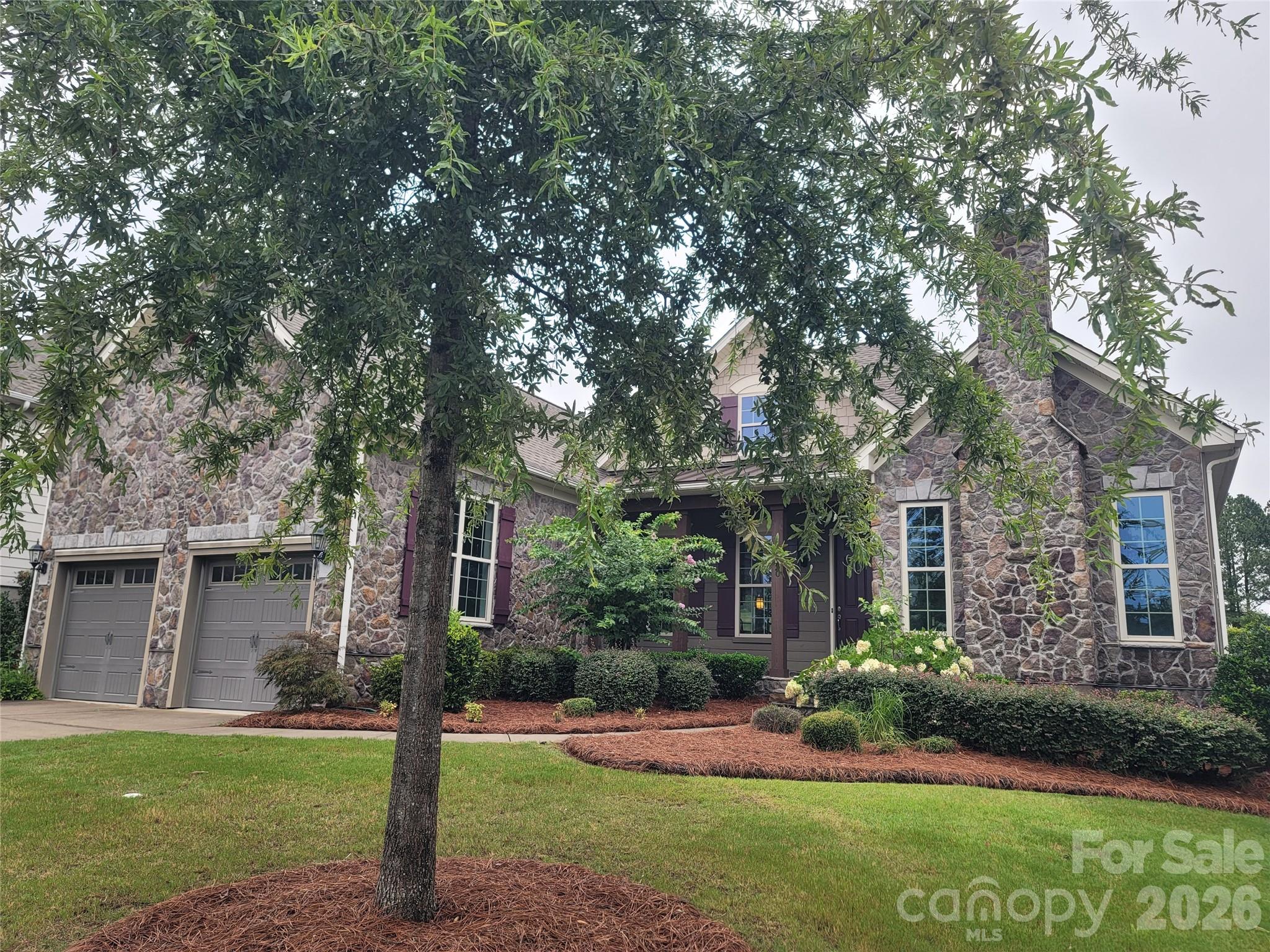 14920 High Bluff Court Property Photo 3