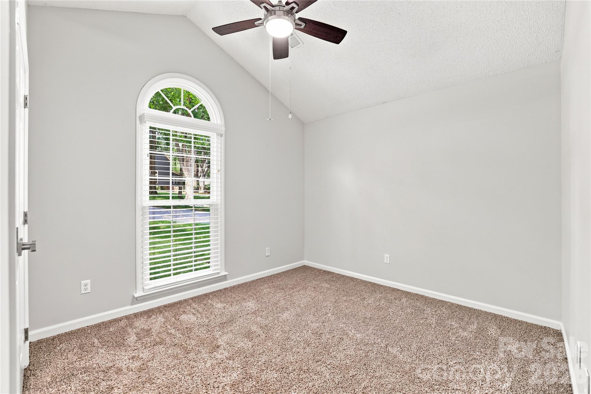 9101 E Orchard Lane Property Photo 25