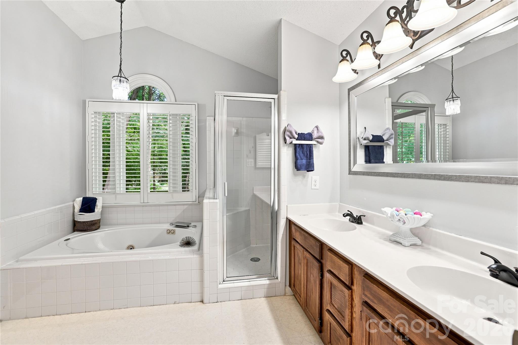 9101 E Orchard Lane Property Photo 31
