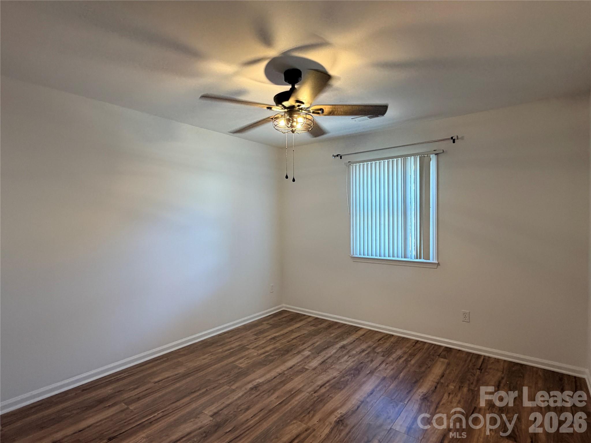 5917 Crape Myrtle Lane Property Photo 9