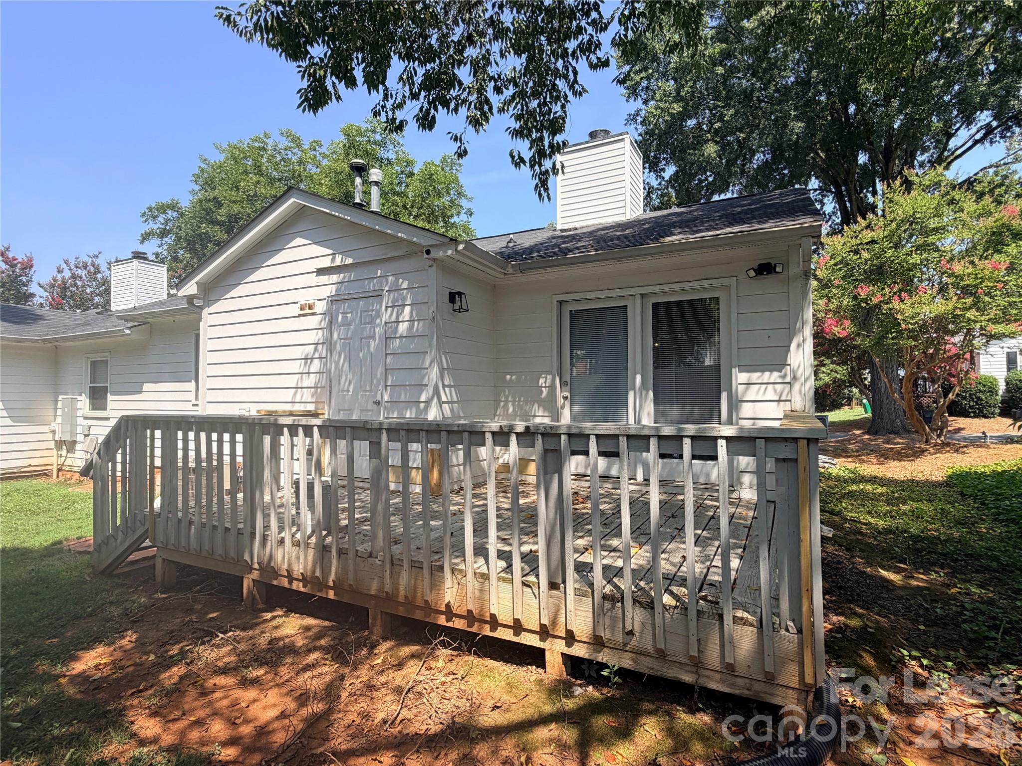5917 Crape Myrtle Lane Property Photo 15