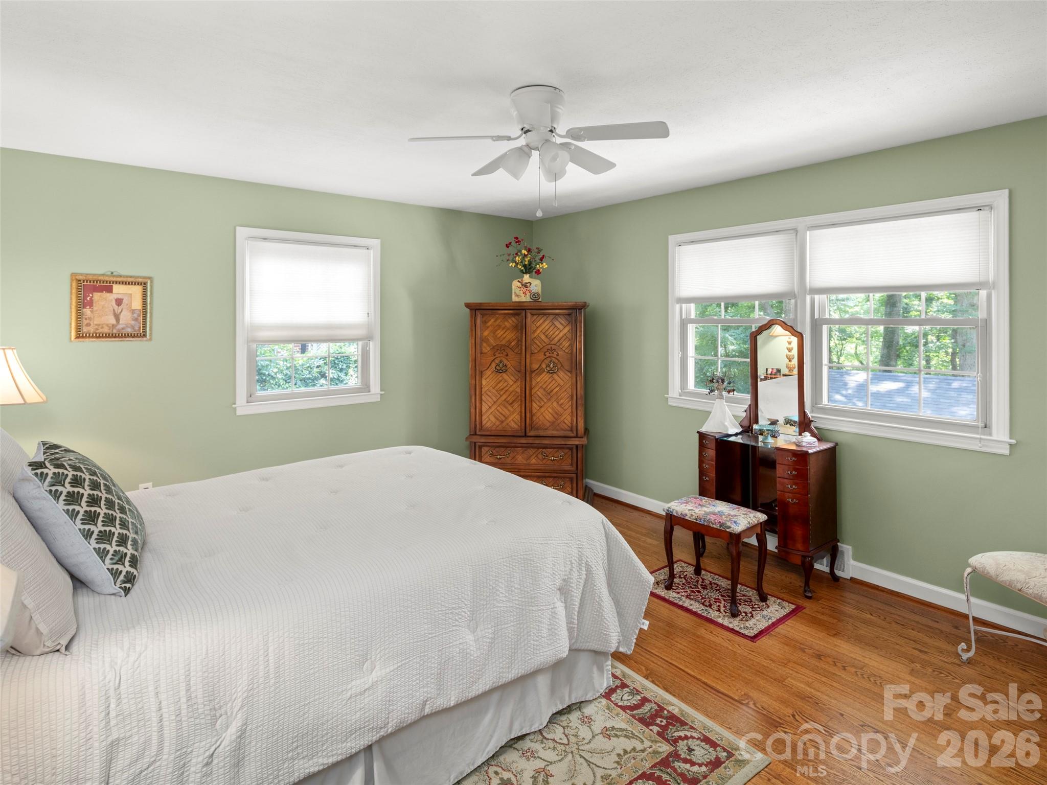 340 Sycamore Drive Property Photo 12