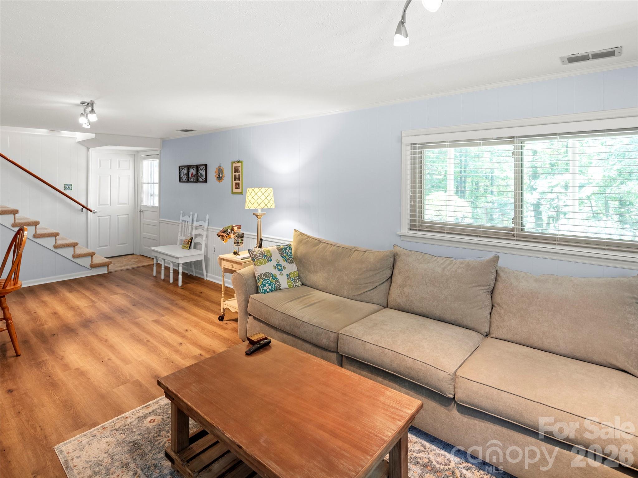 340 Sycamore Drive Property Photo 20