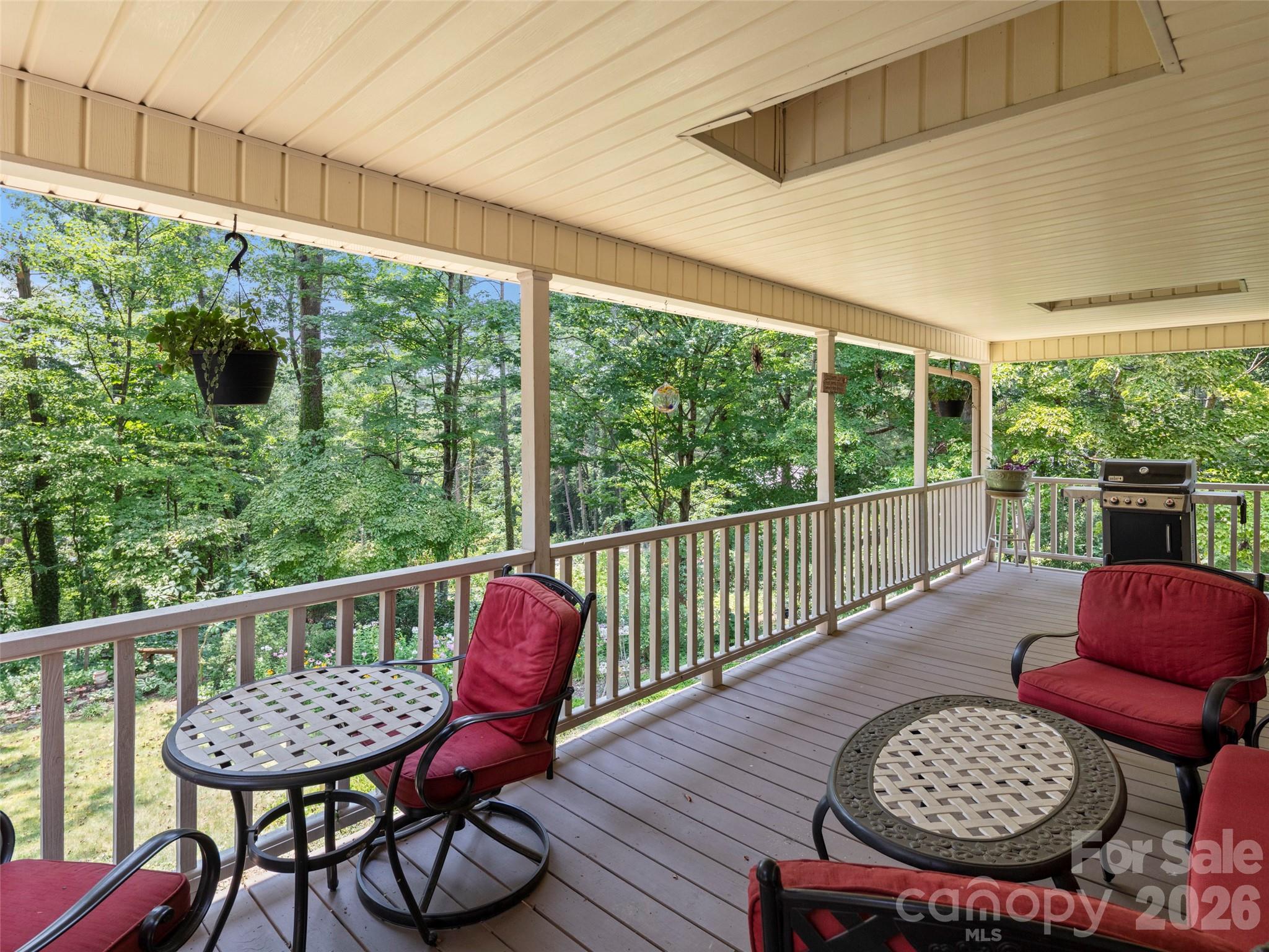 340 Sycamore Drive Property Photo 23