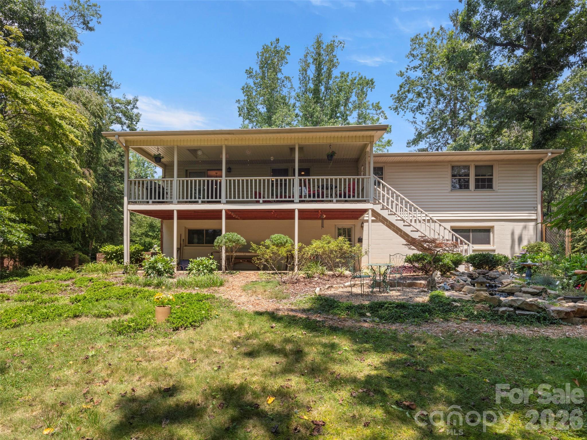 340 Sycamore Drive Property Photo 26
