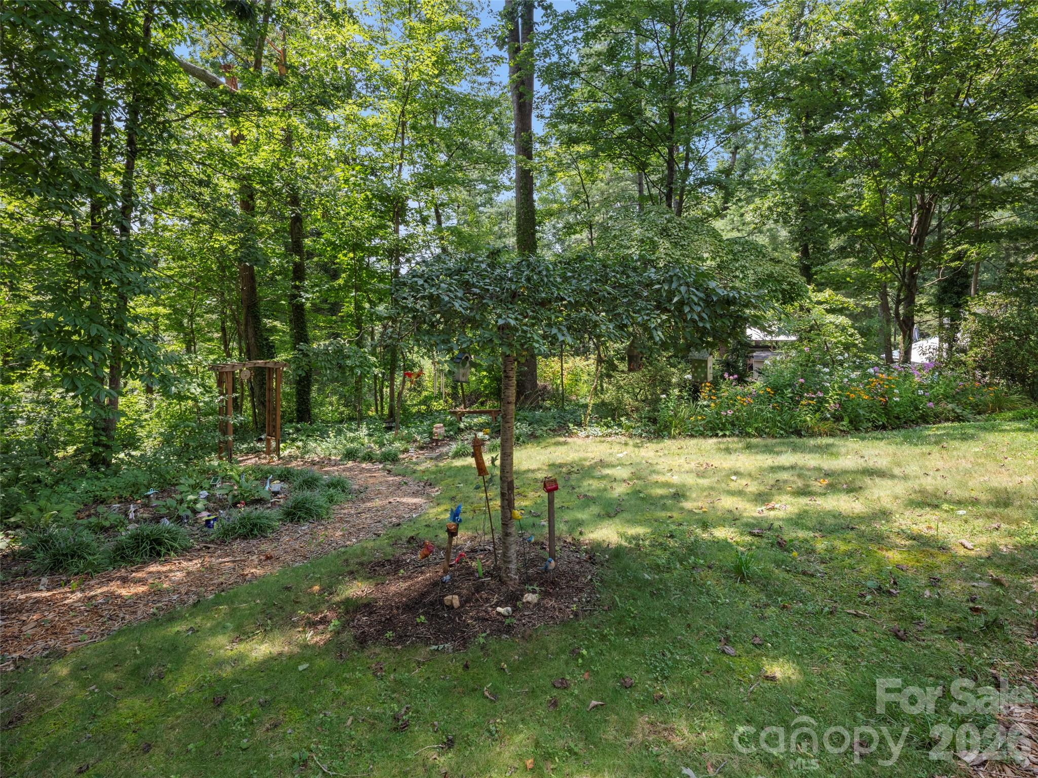 340 Sycamore Drive Property Photo 34