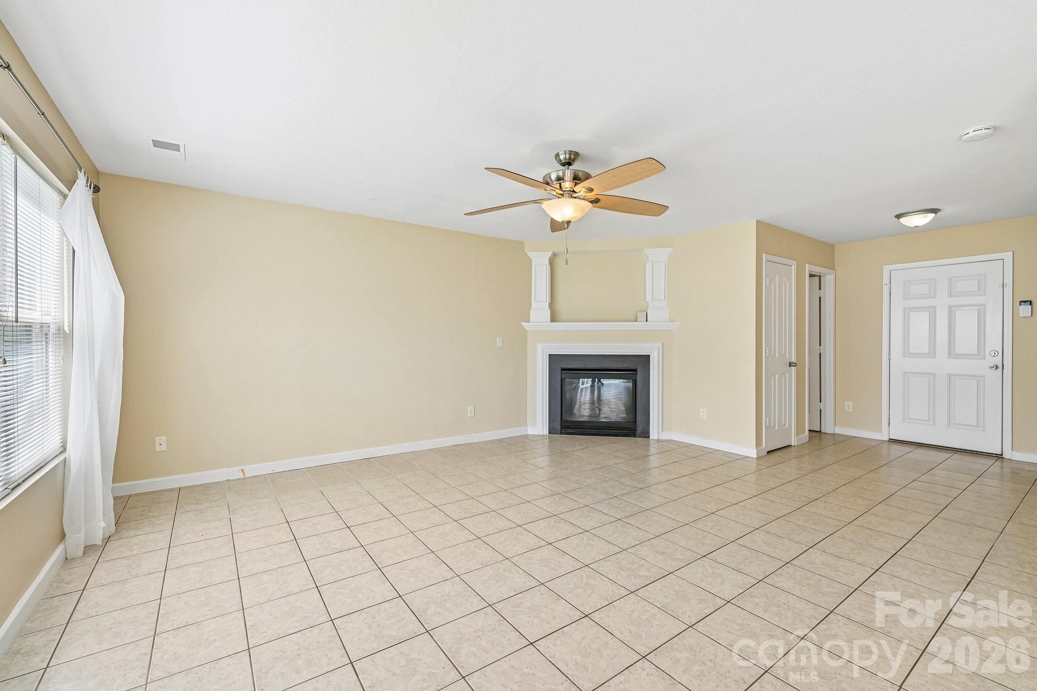 112 Nevis Lane Property Photo 3