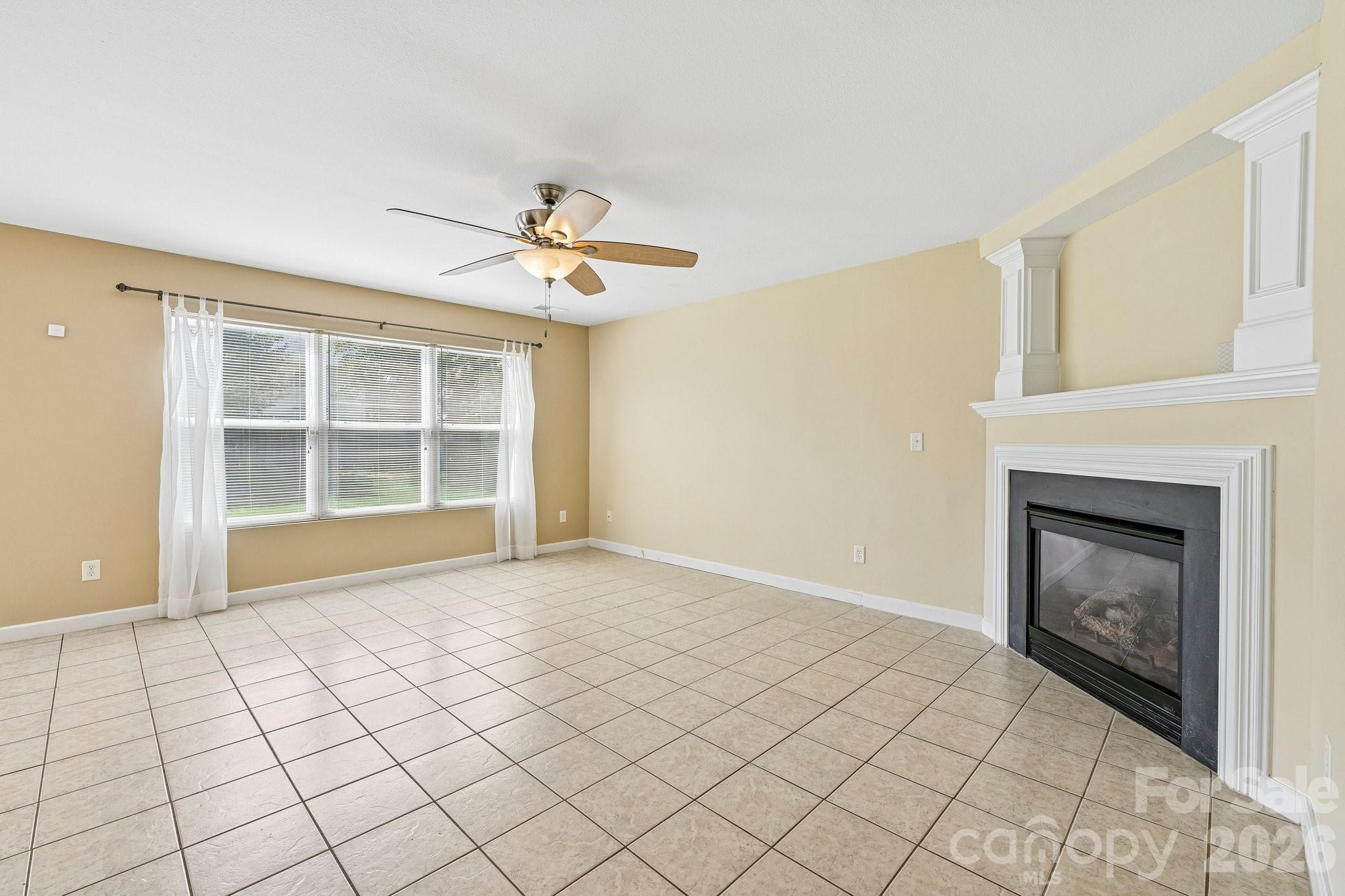 112 Nevis Lane Property Photo 4