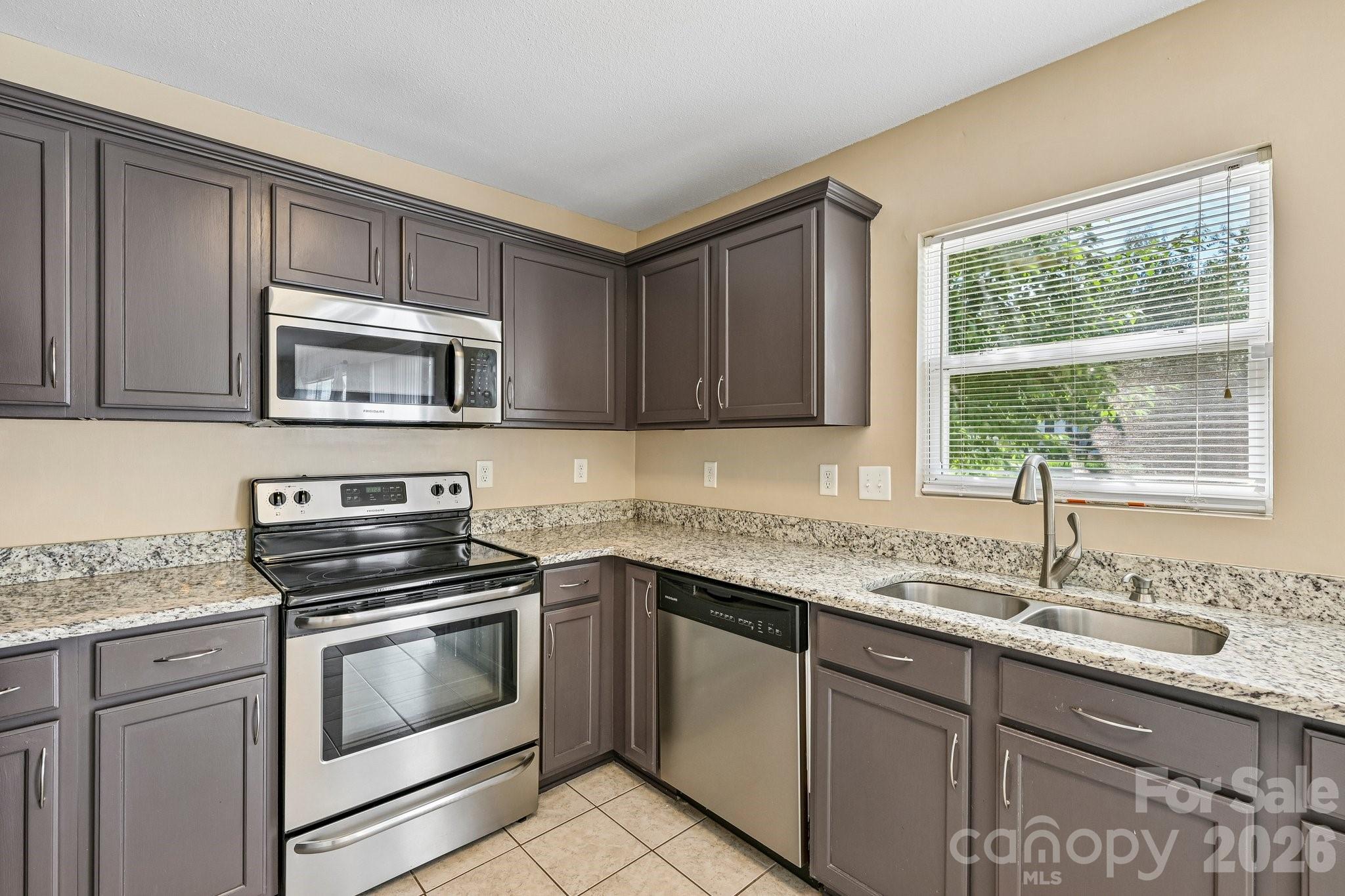 112 Nevis Lane Property Photo 7