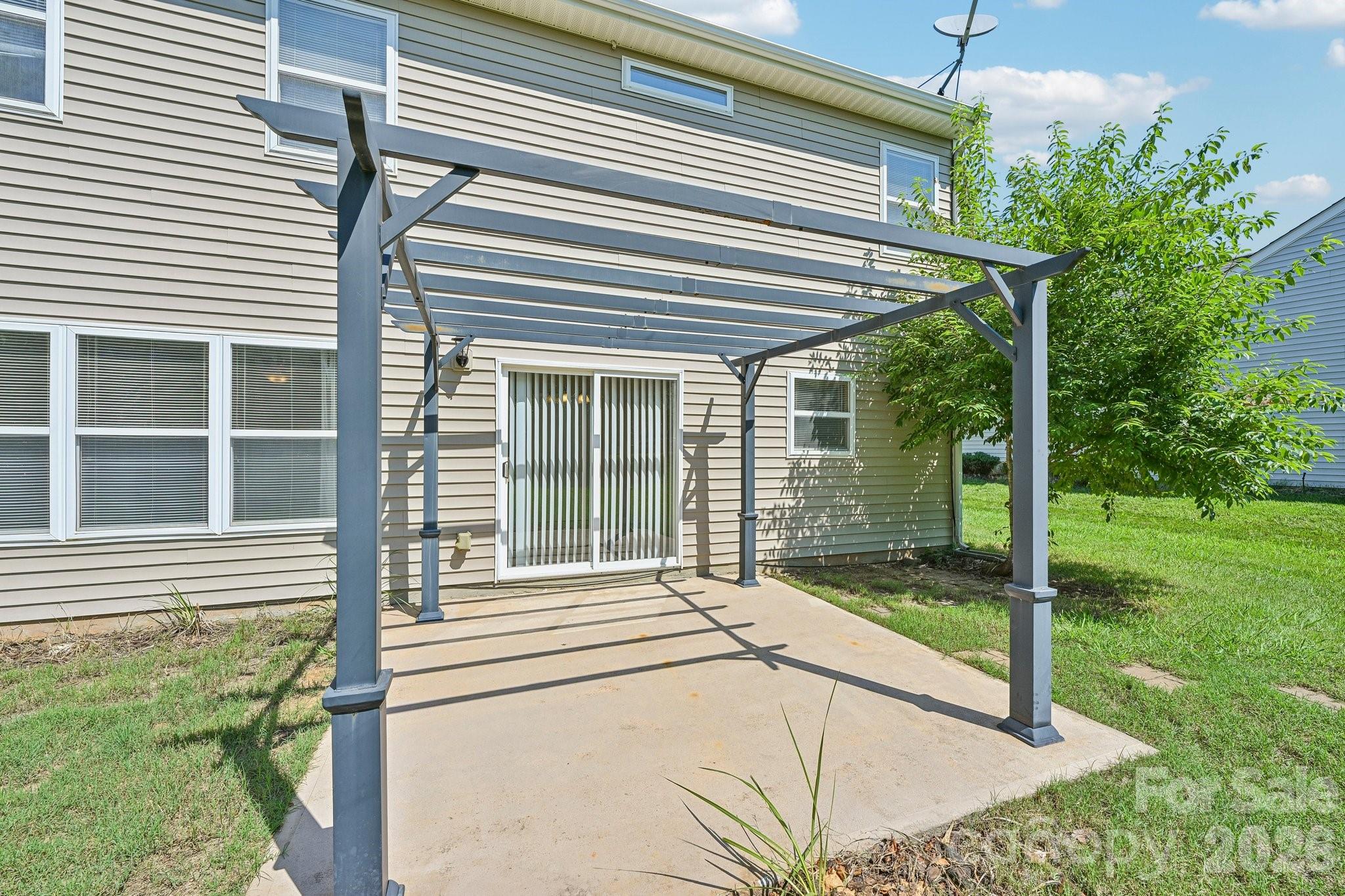 112 Nevis Lane Property Photo 32