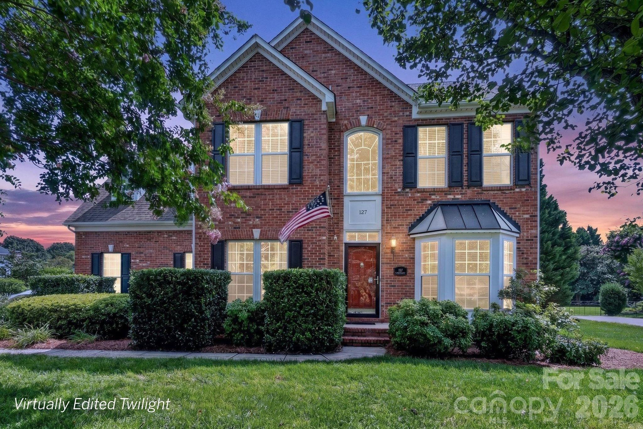 127 Corona Circle Property Photo 2