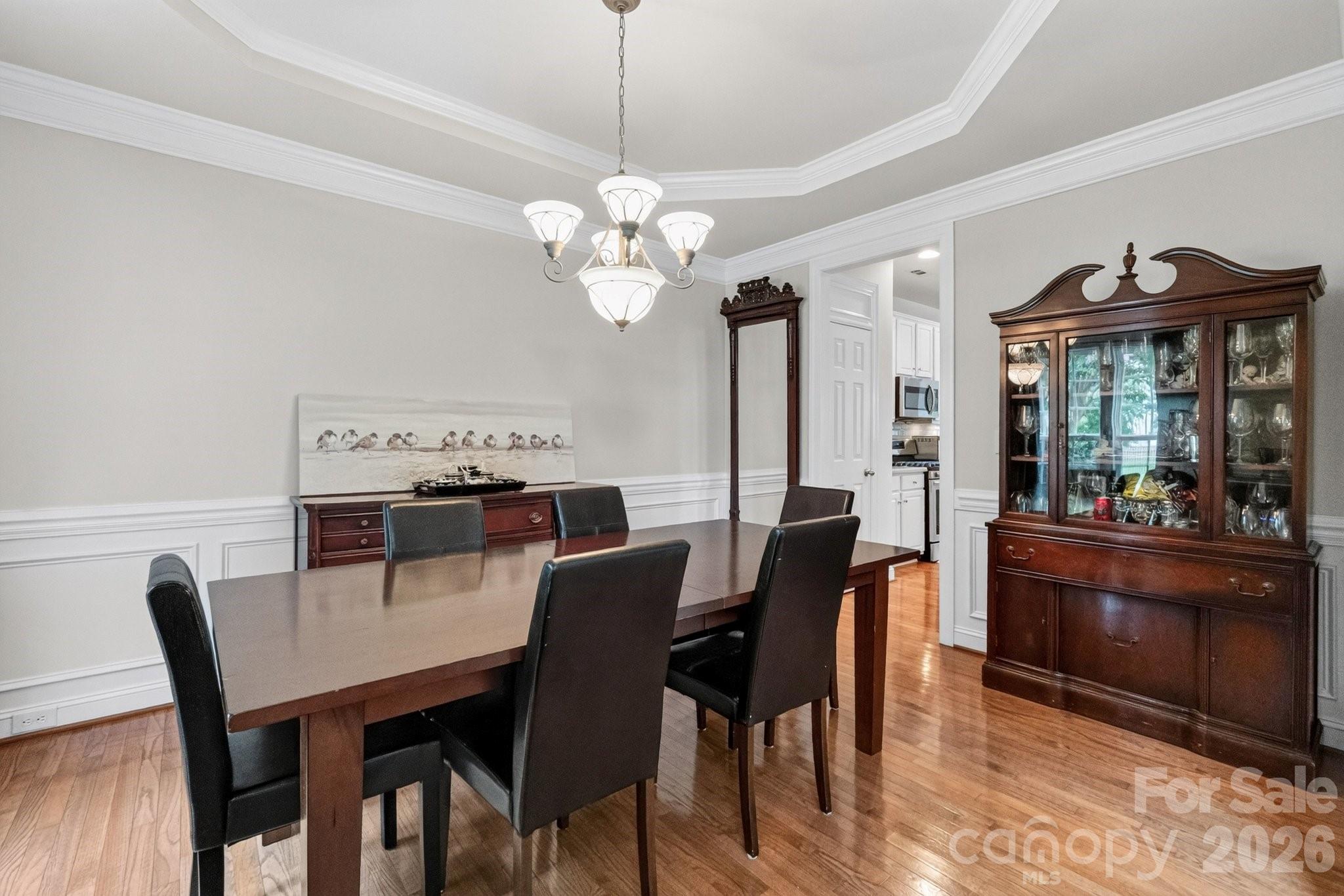 127 Corona Circle Property Photo 5