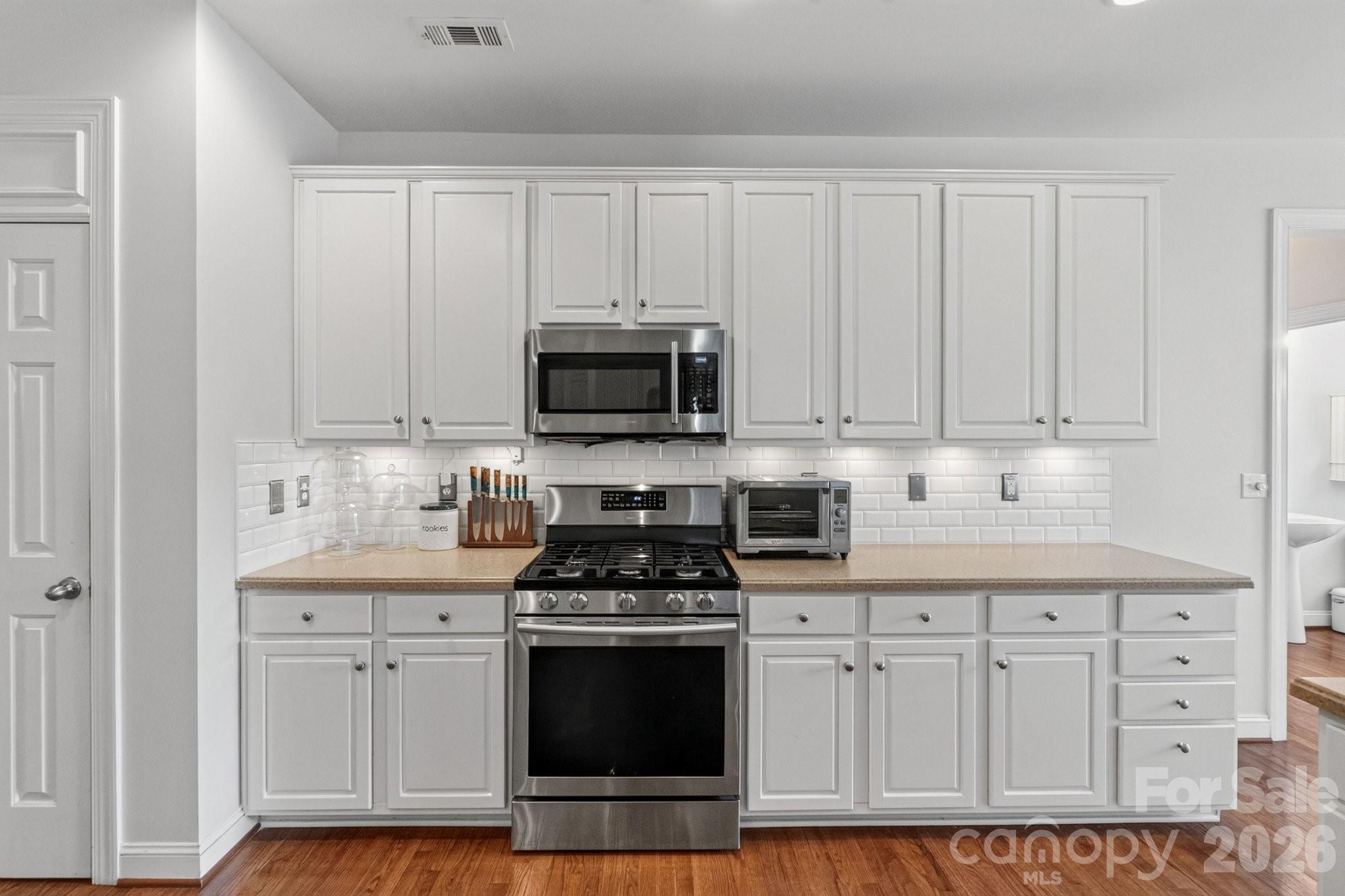 127 Corona Circle Property Photo 14