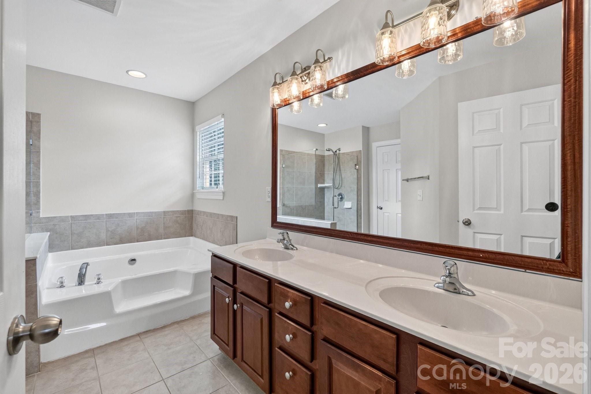 127 Corona Circle Property Photo 25