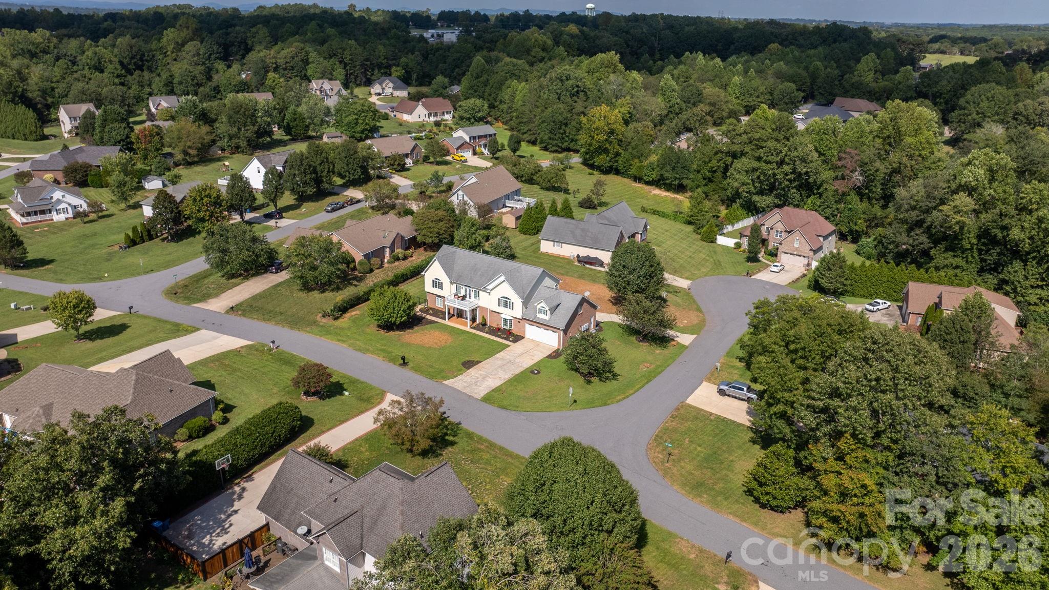 1360 Sweet Briar Lane Property Photo 2