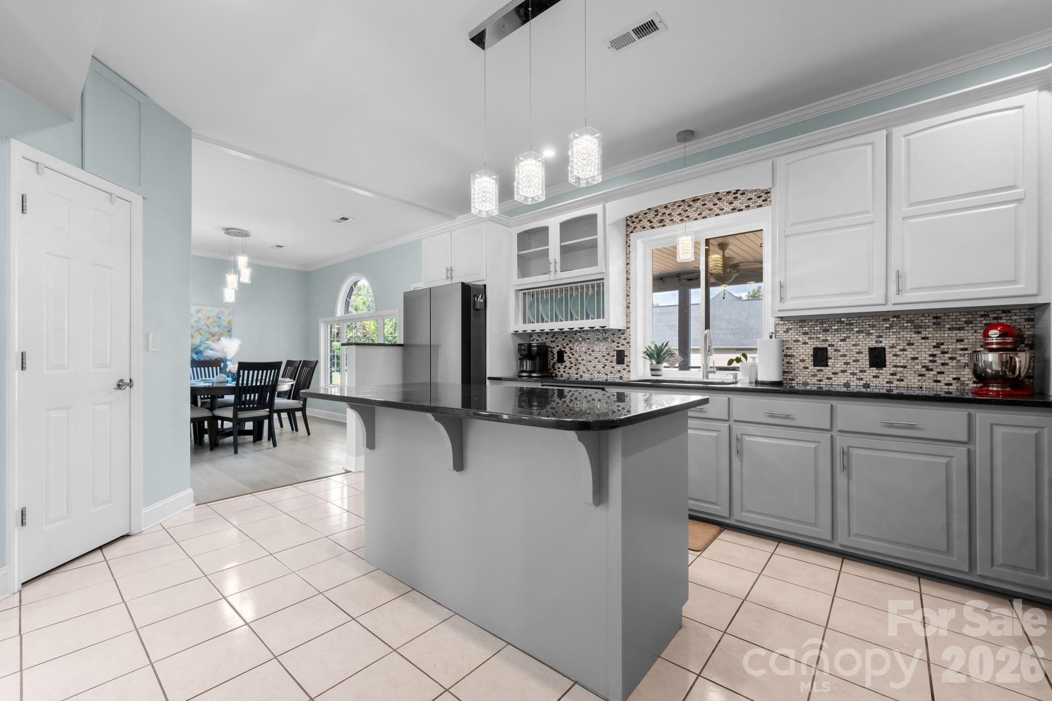 1360 Sweet Briar Lane Property Photo 10
