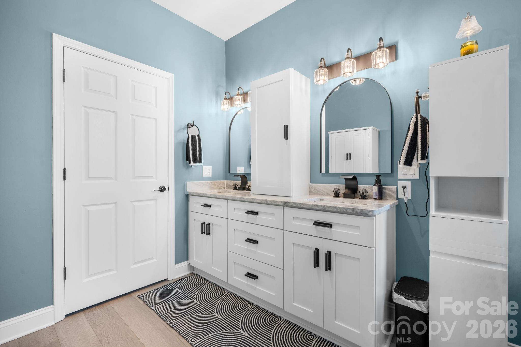 1360 Sweet Briar Lane Property Photo 24