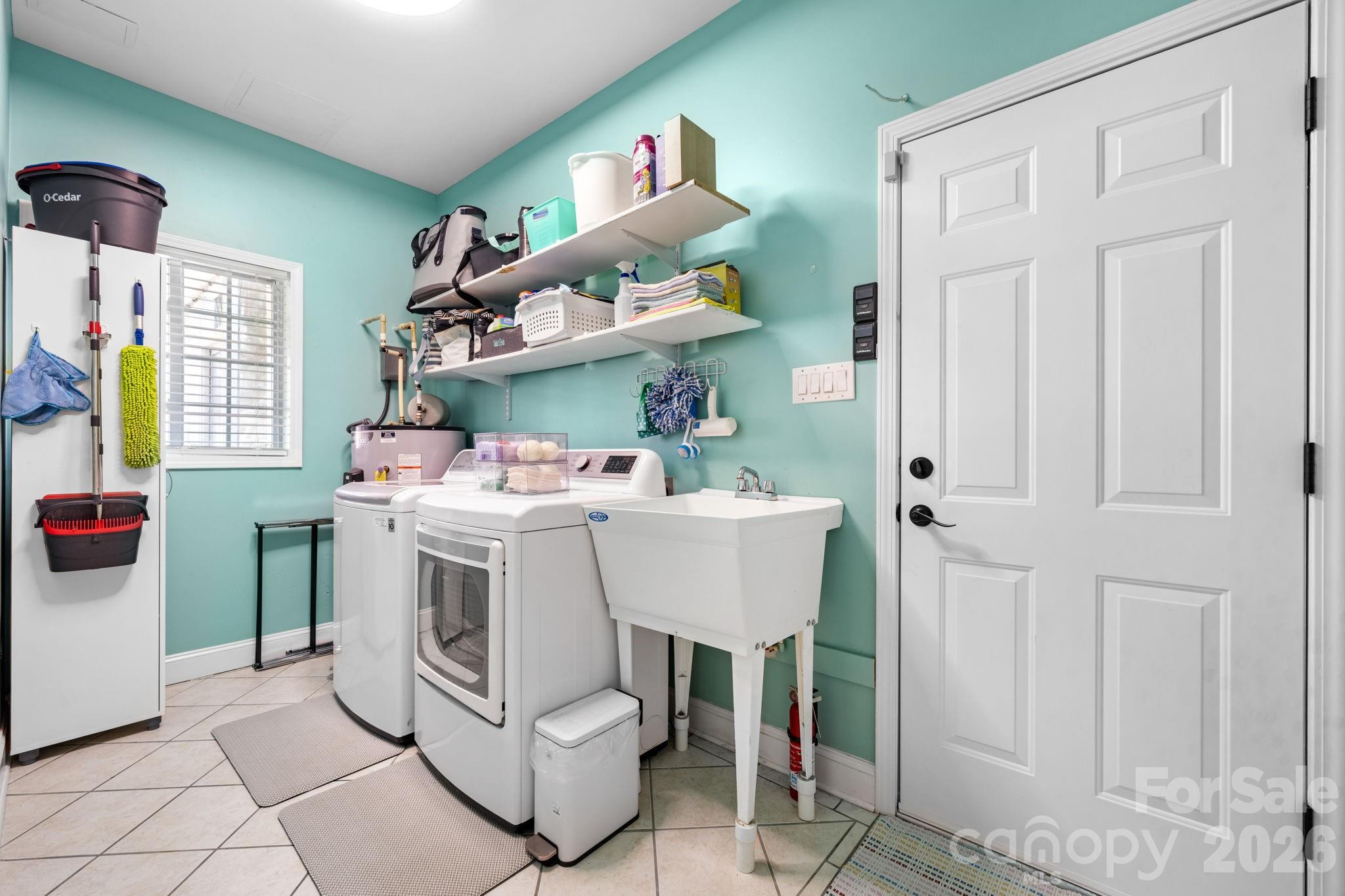 1360 Sweet Briar Lane Property Photo 28