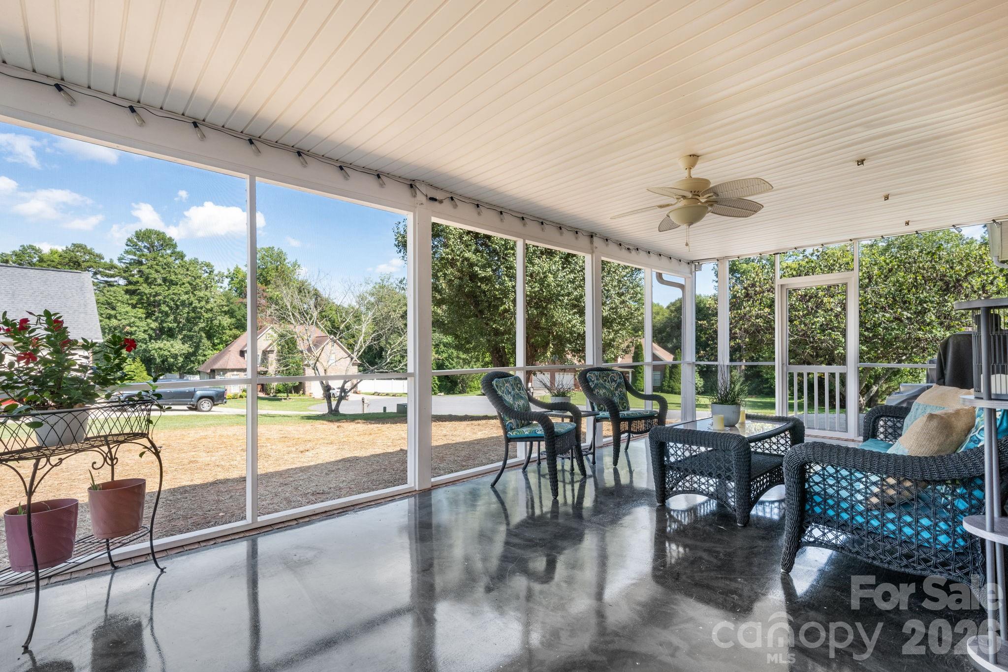 1360 Sweet Briar Lane Property Photo 35