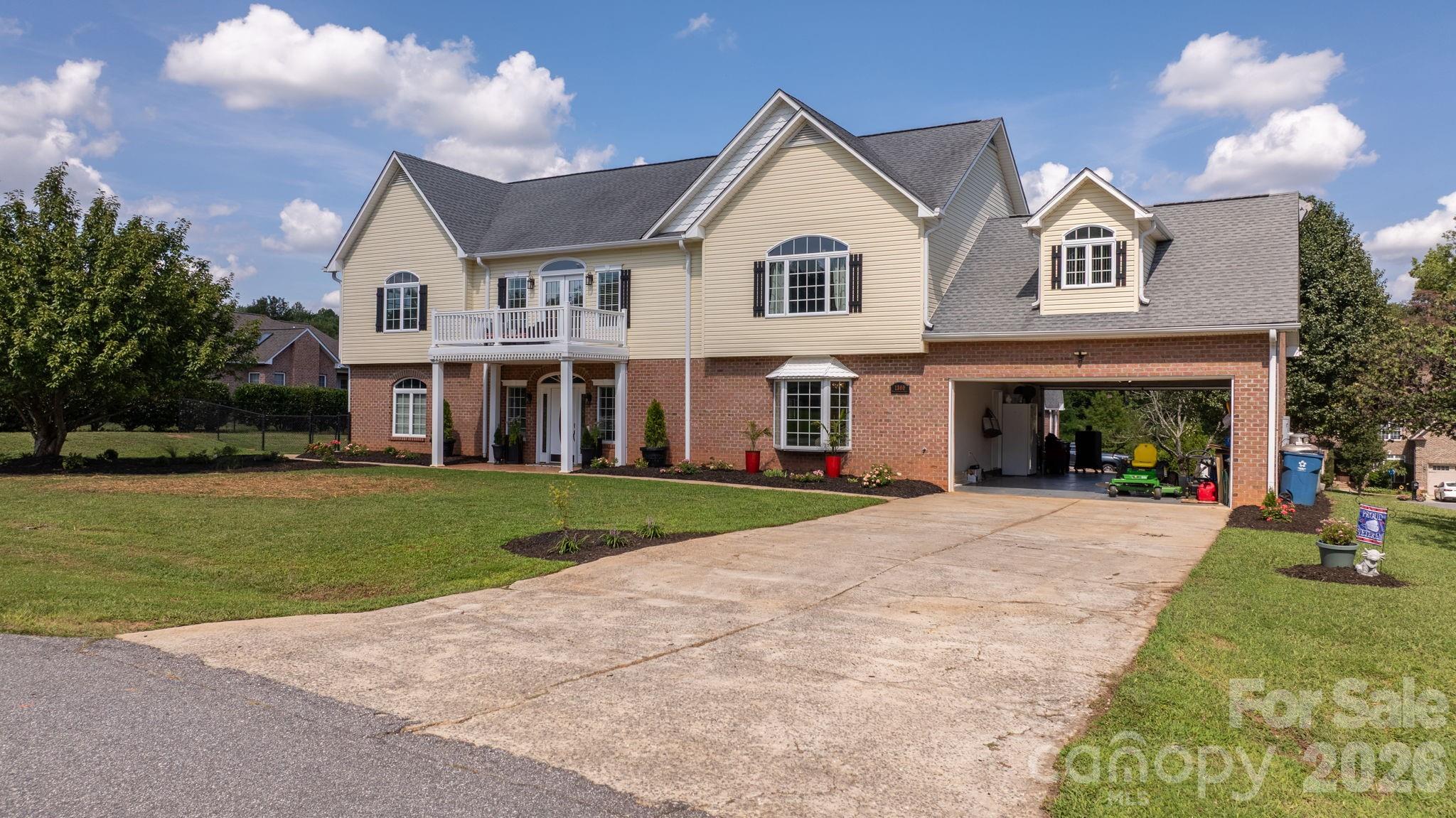 1360 Sweet Briar Lane Property Photo 37