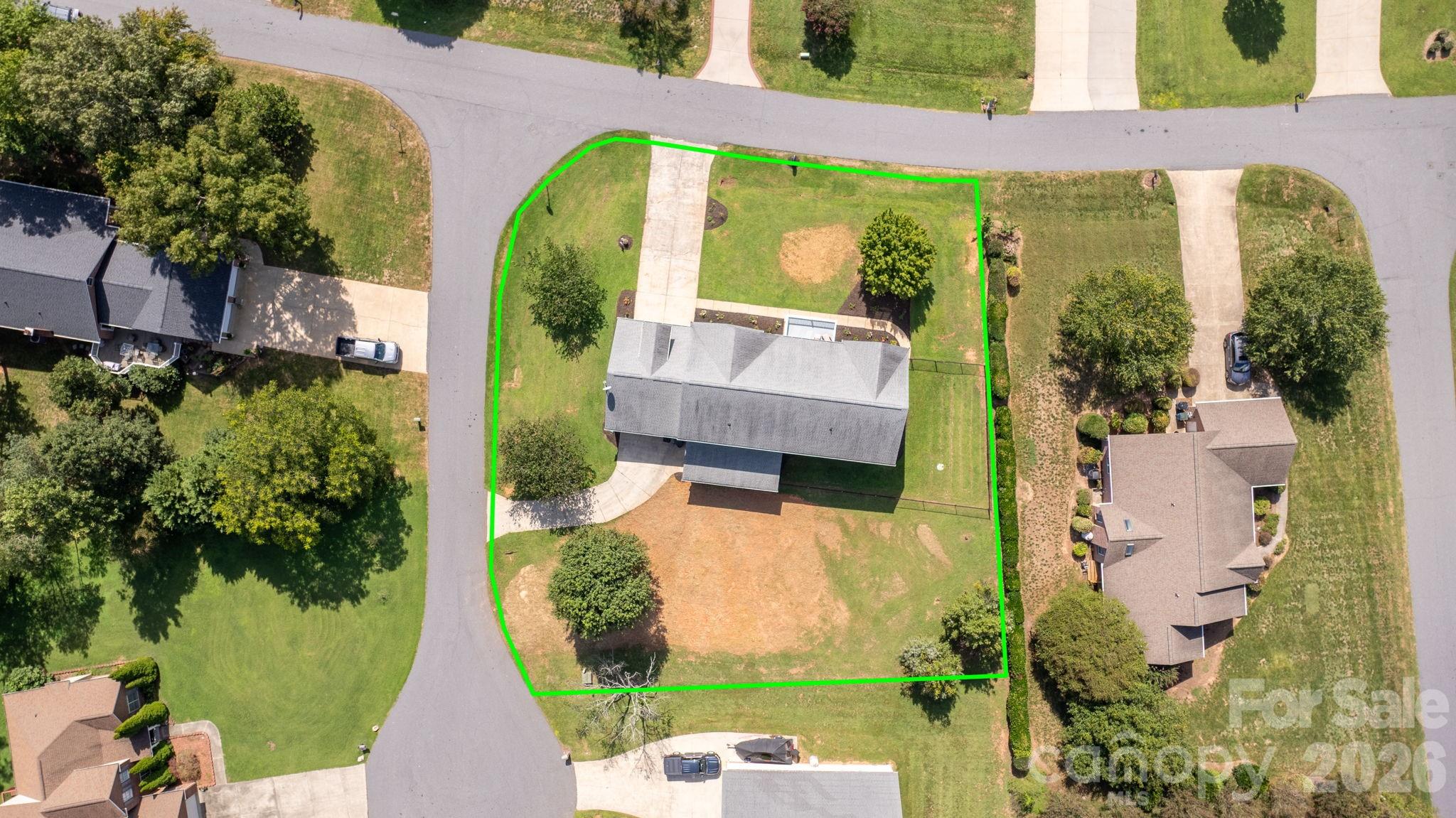 1360 Sweet Briar Lane Property Photo 44