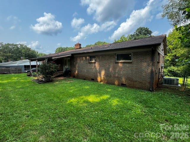 529 10th Street Place Property Photo 4