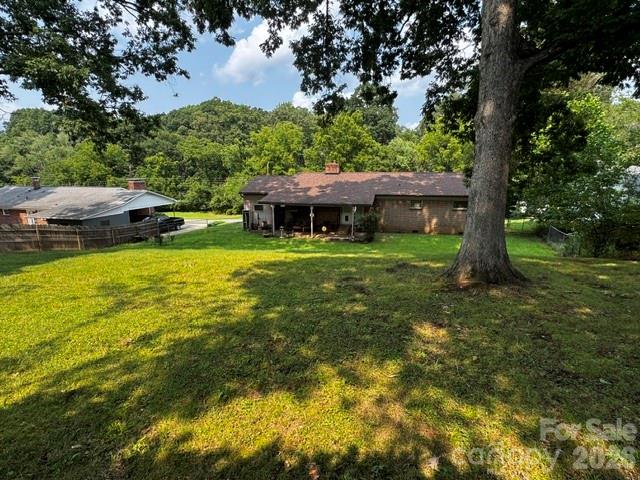 529 10th Street Place Property Photo 7
