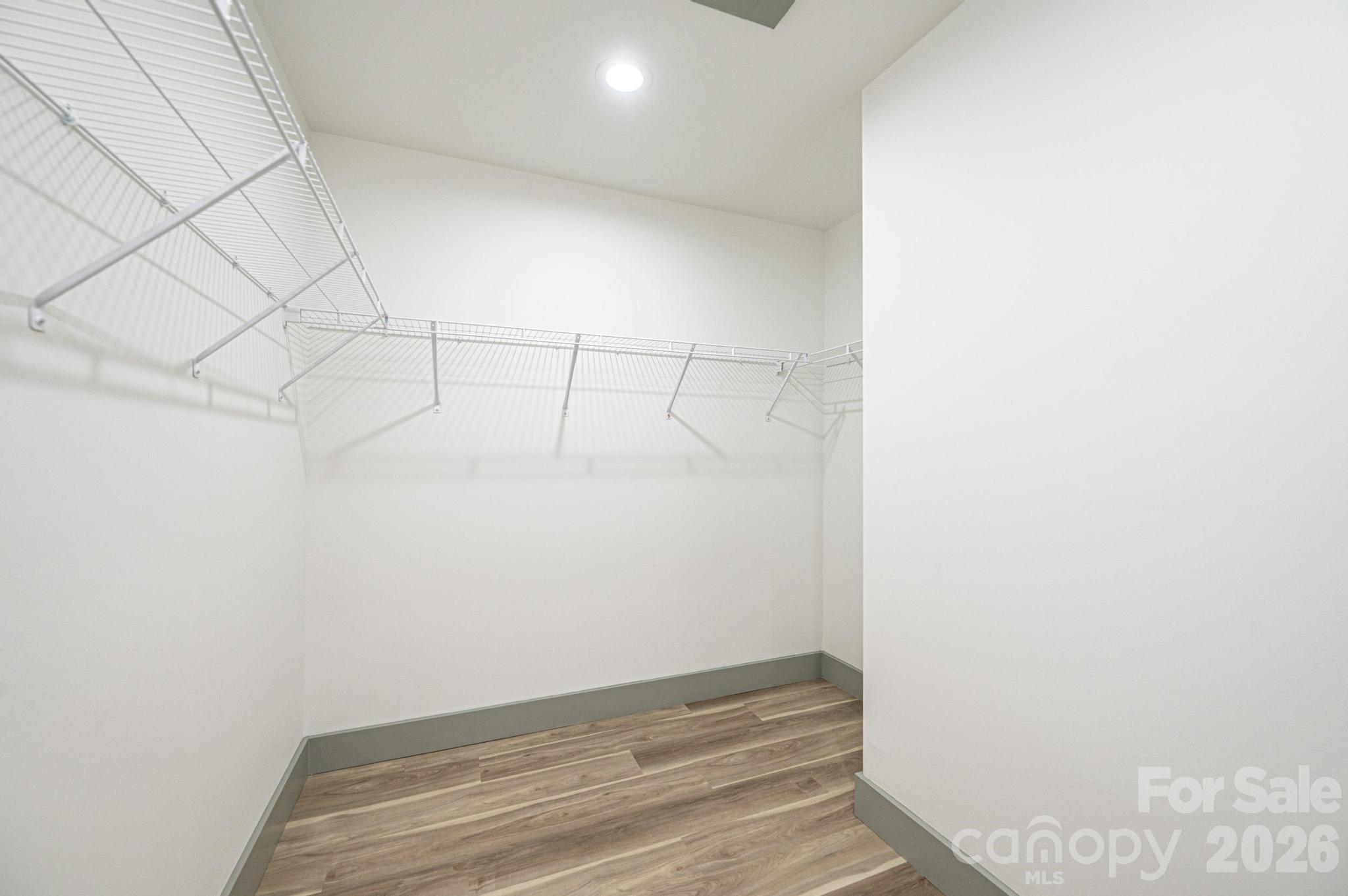 2945 Link Drive Property Photo 11