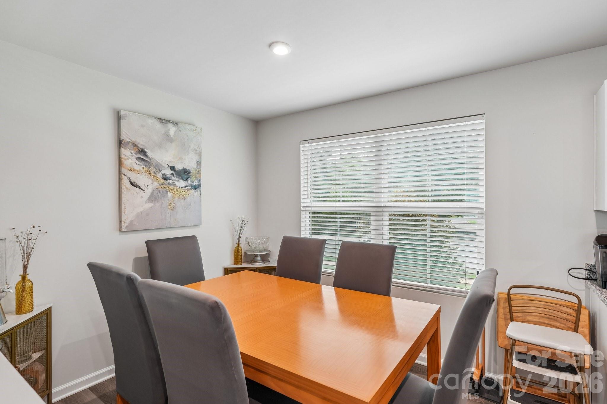 2041 Langer Street Property Photo 13