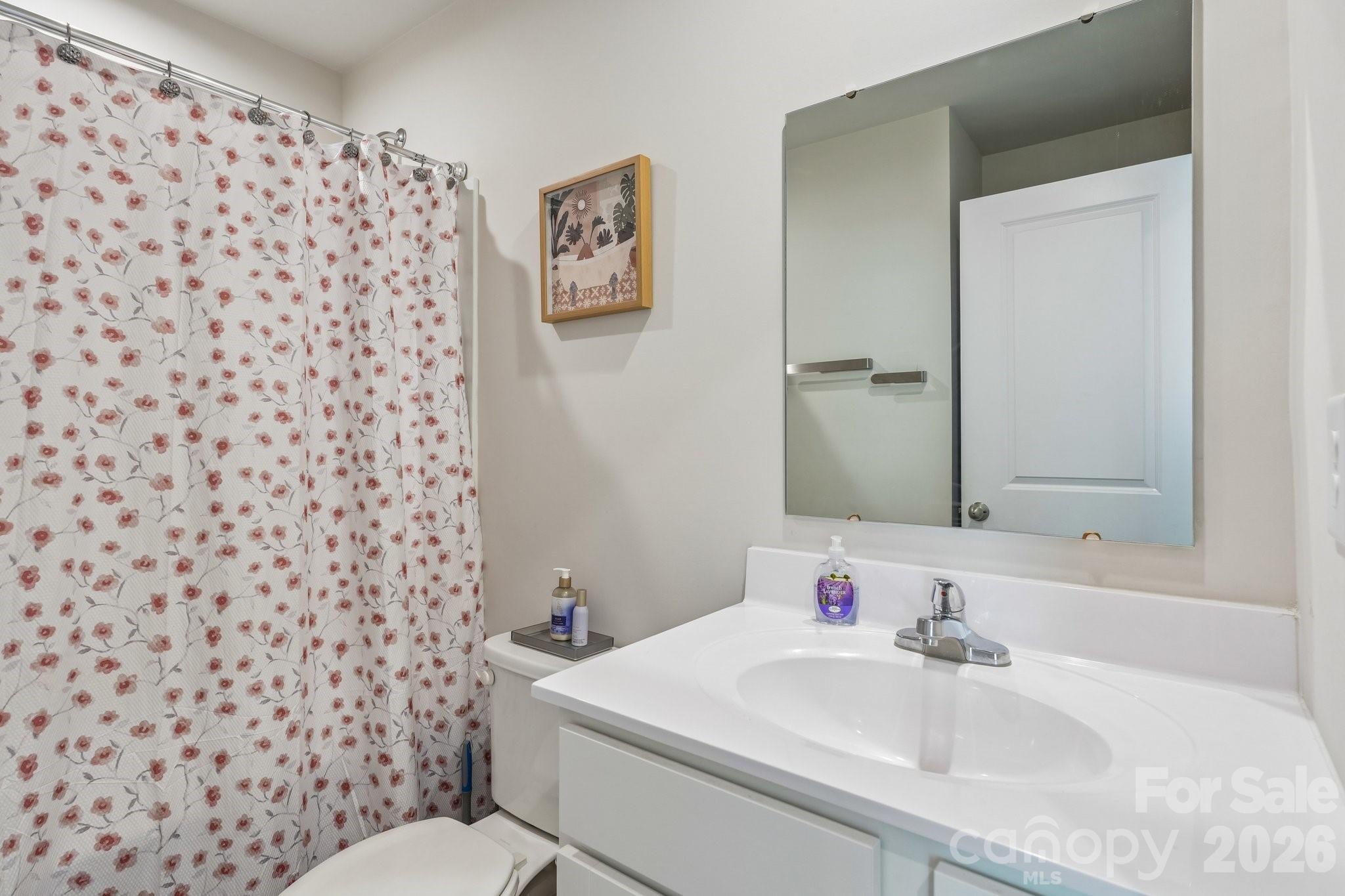 2041 Langer Street Property Photo 32