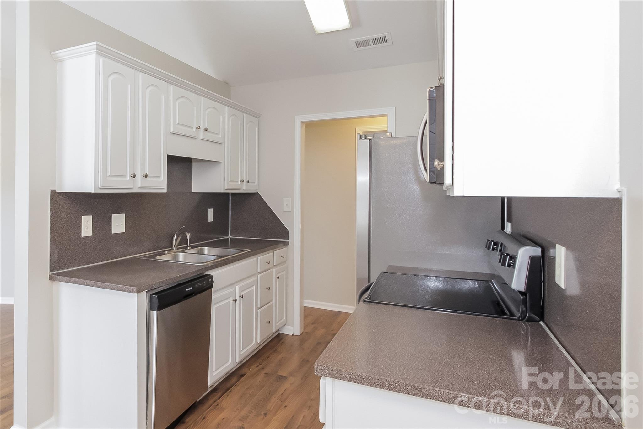 2117 Sebastiani Drive Property Photo 3