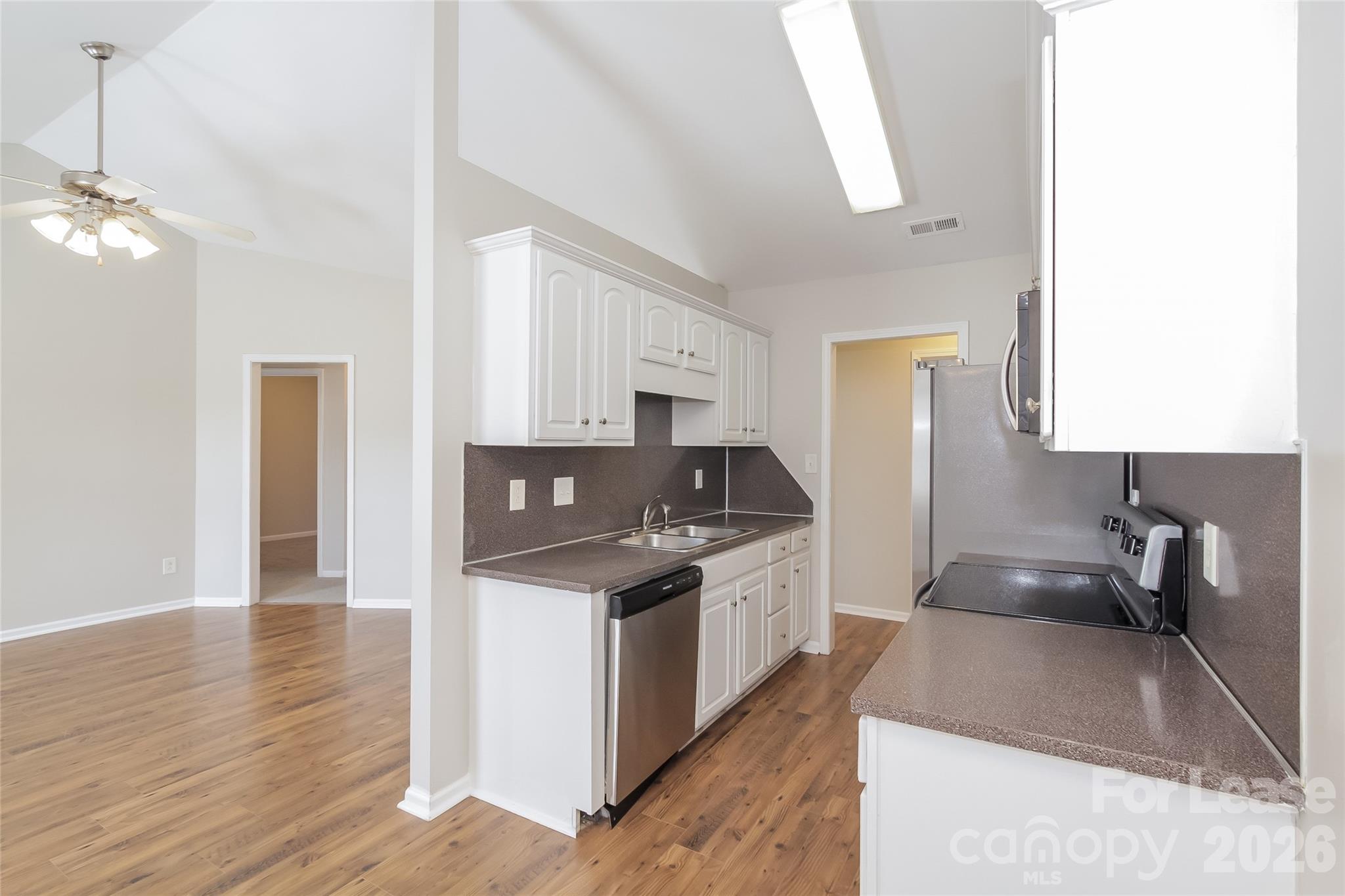 2117 Sebastiani Drive Property Photo 5