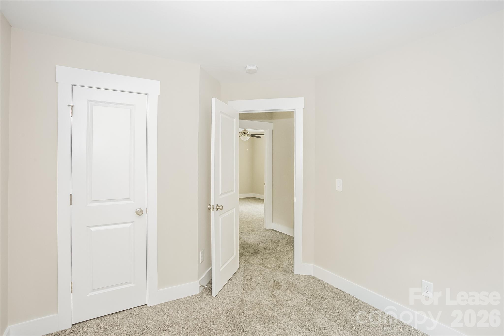 117 Fort Worth Avenue Property Photo 8